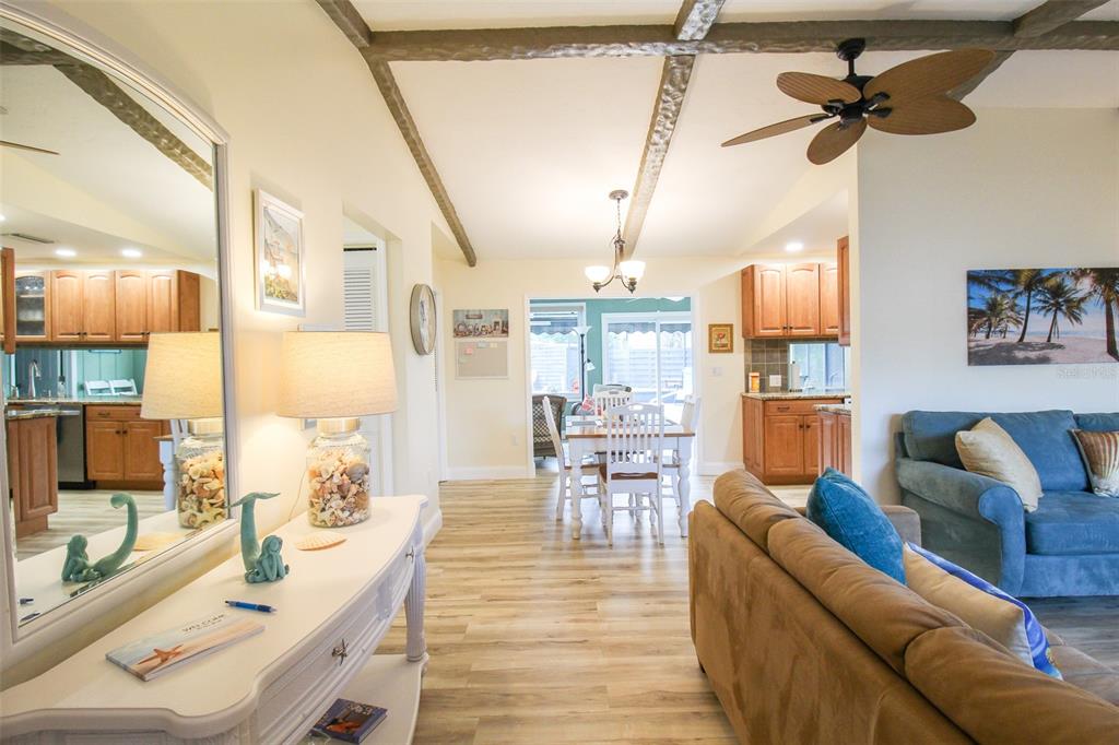 TAMARON - Residential Lease