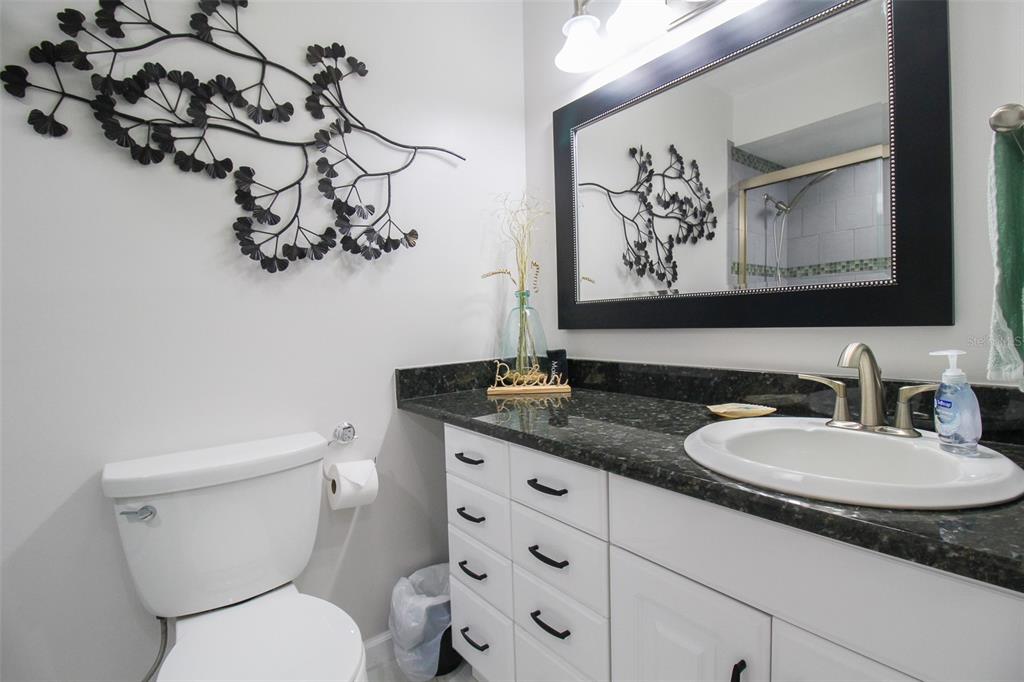 TAMARON - Residential Lease