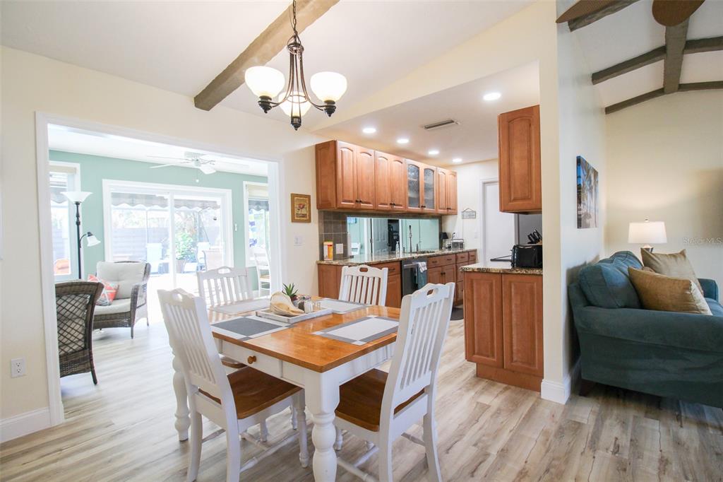TAMARON - Residential Lease