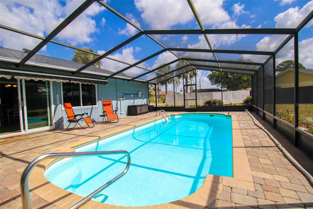 TAMARON - Residential Lease