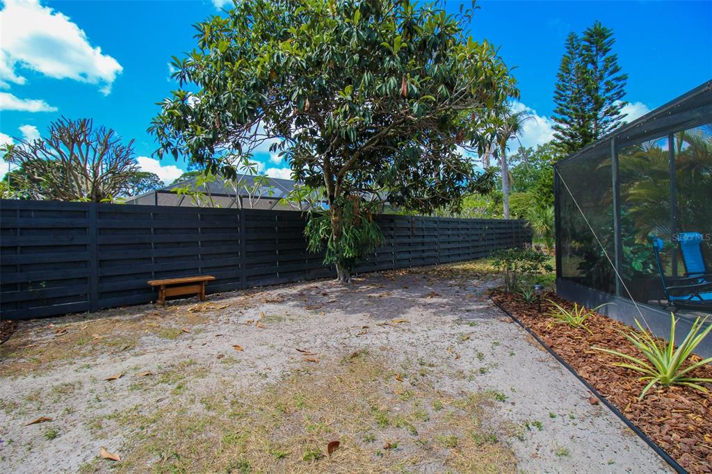 TAMARON - Residential Lease