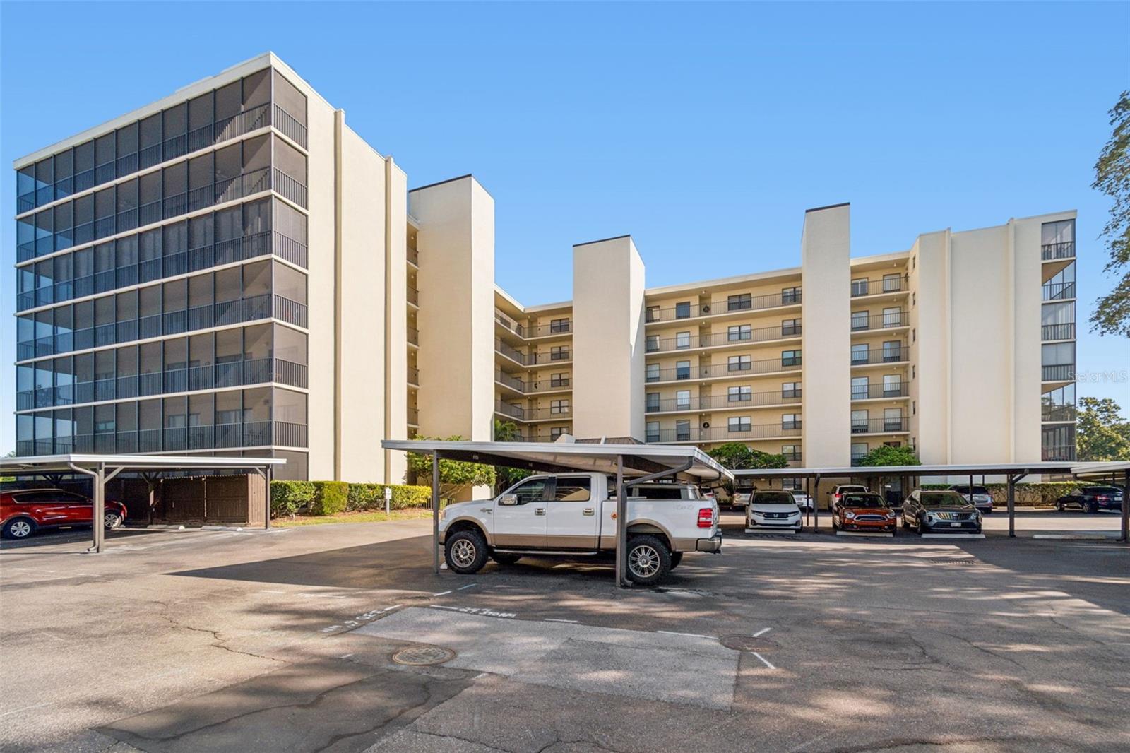 COVE CAY VILLAGE IV - Residential