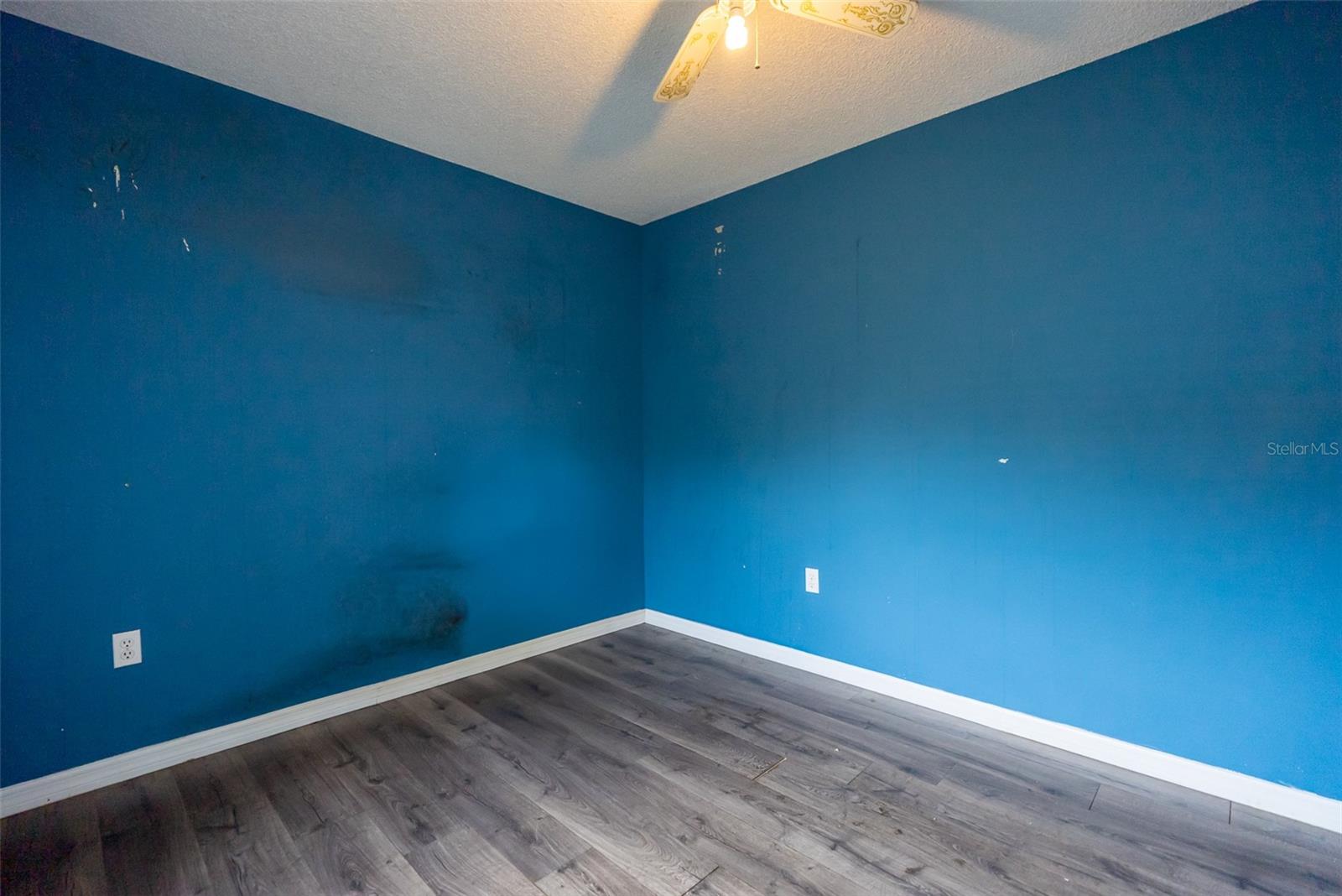 PLANTERS WALK - Residential