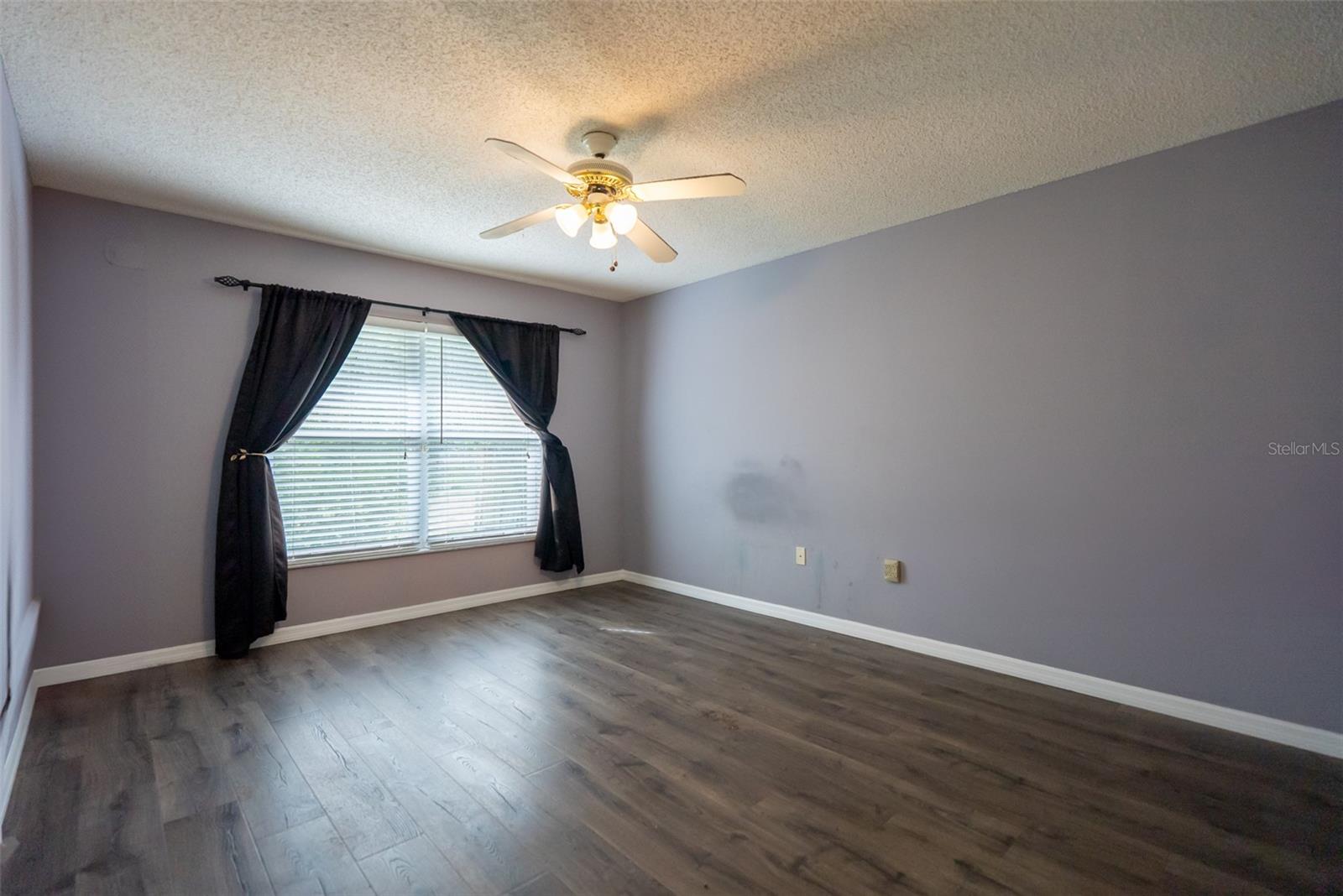 PLANTERS WALK - Residential