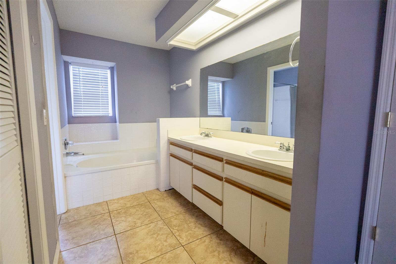 PLANTERS WALK - Residential