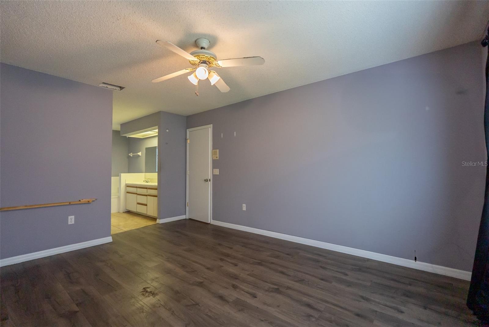 PLANTERS WALK - Residential