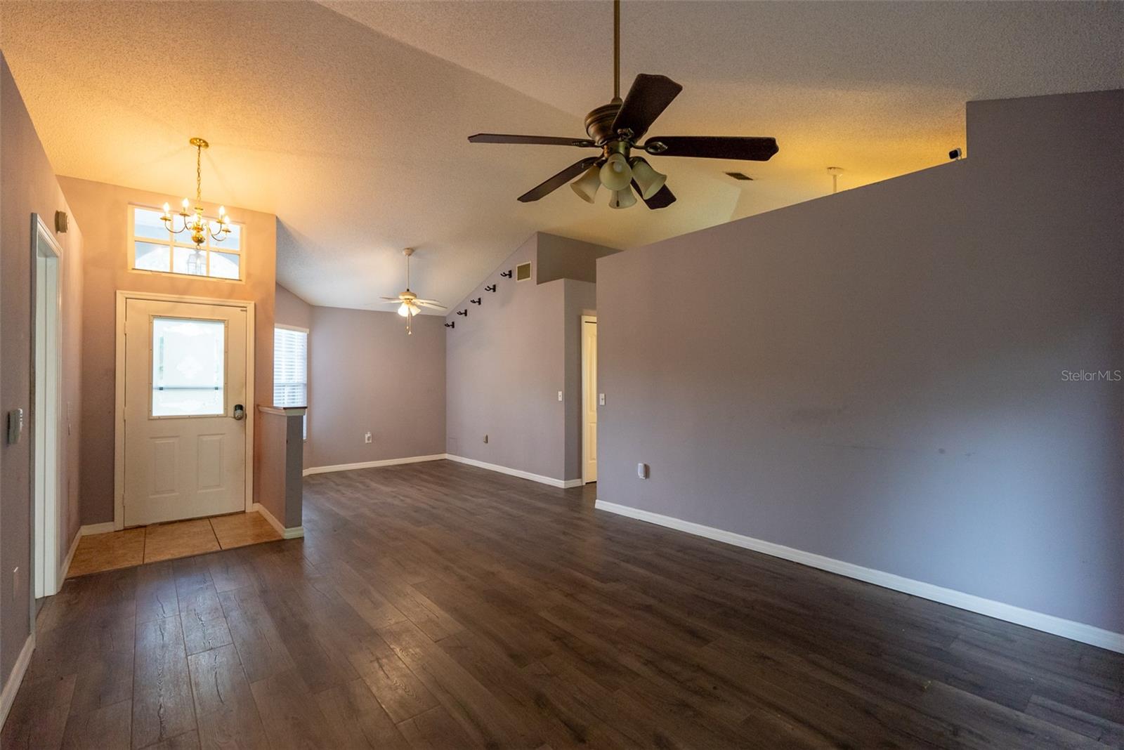 PLANTERS WALK - Residential