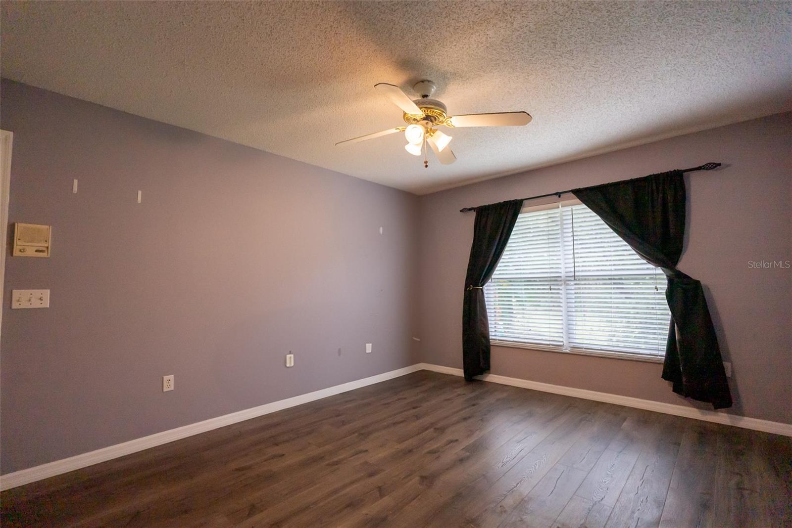 PLANTERS WALK - Residential