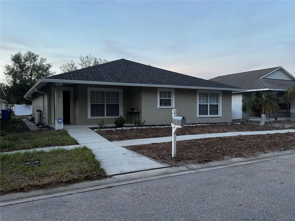 Photo of 2210 Pleasant View Avenue, Ruskin, FL 33570 (MLS # A4690859)