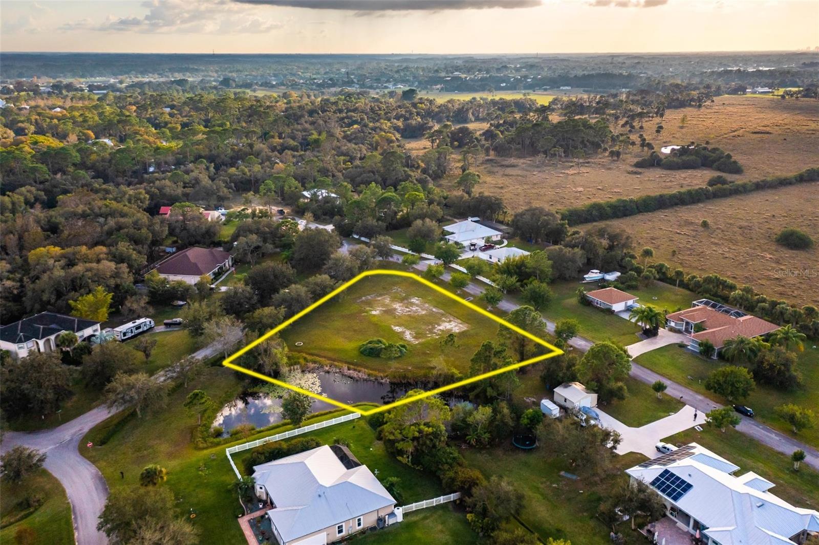 TELEGRAPH CREEK ESTATES - Land