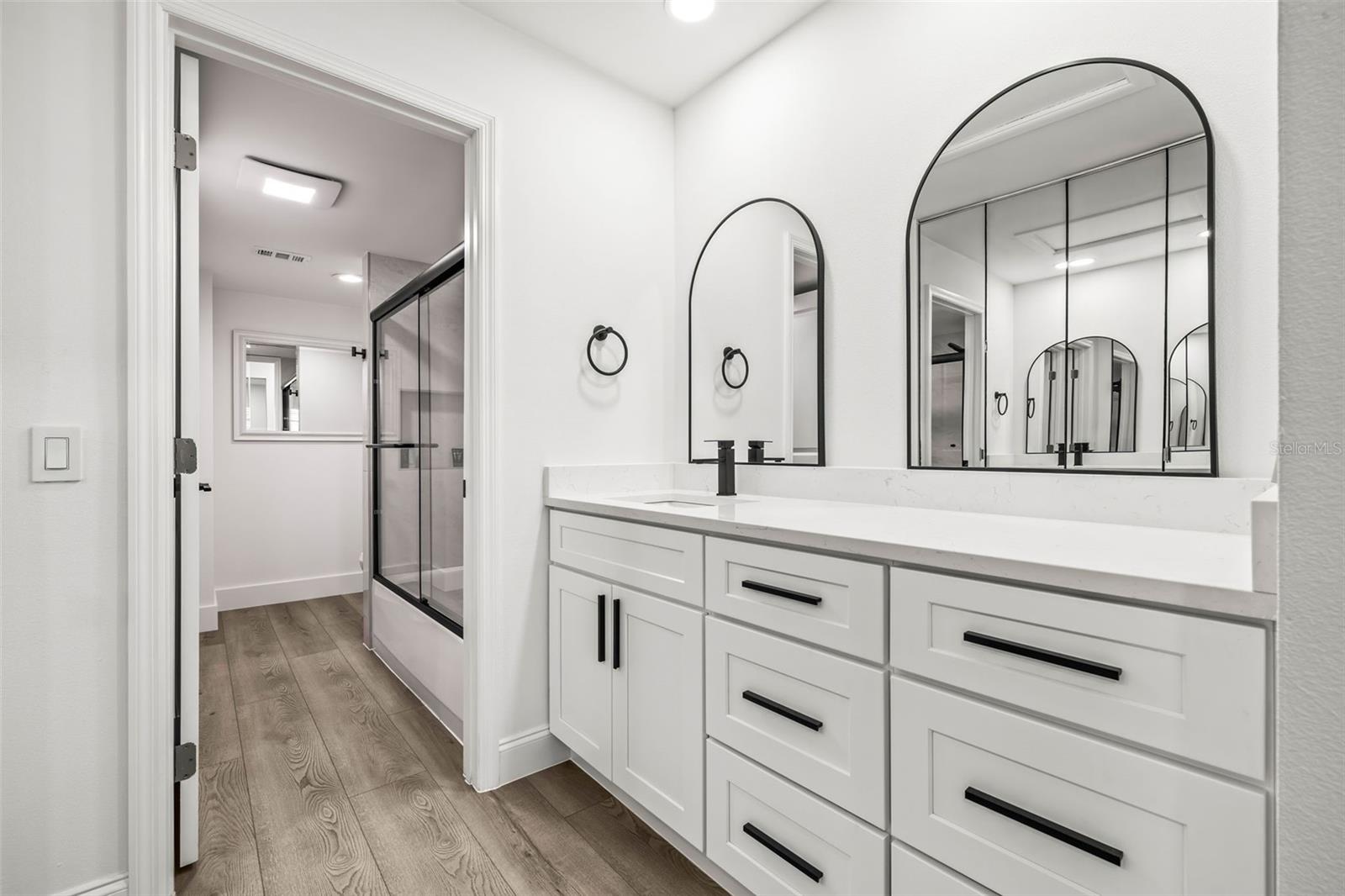 CORDOVA GREENS CONDO - Residential