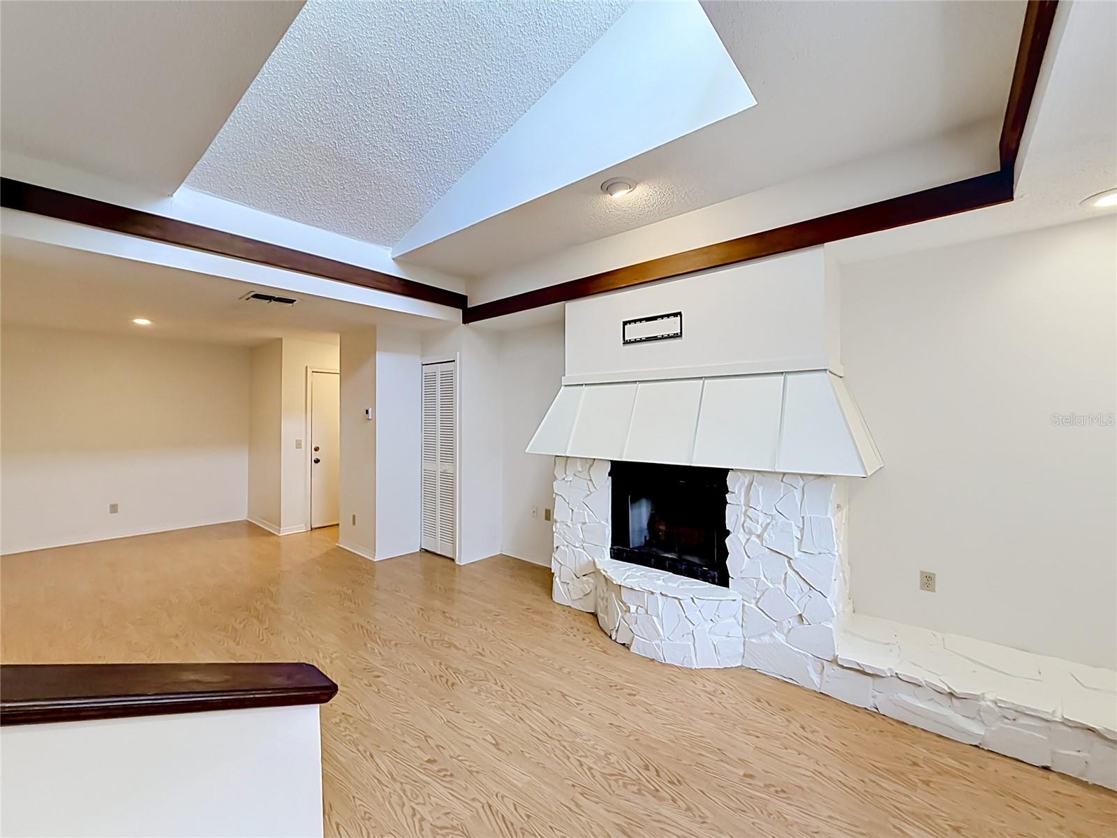 TIFFANY SUITES CONDO - Residential