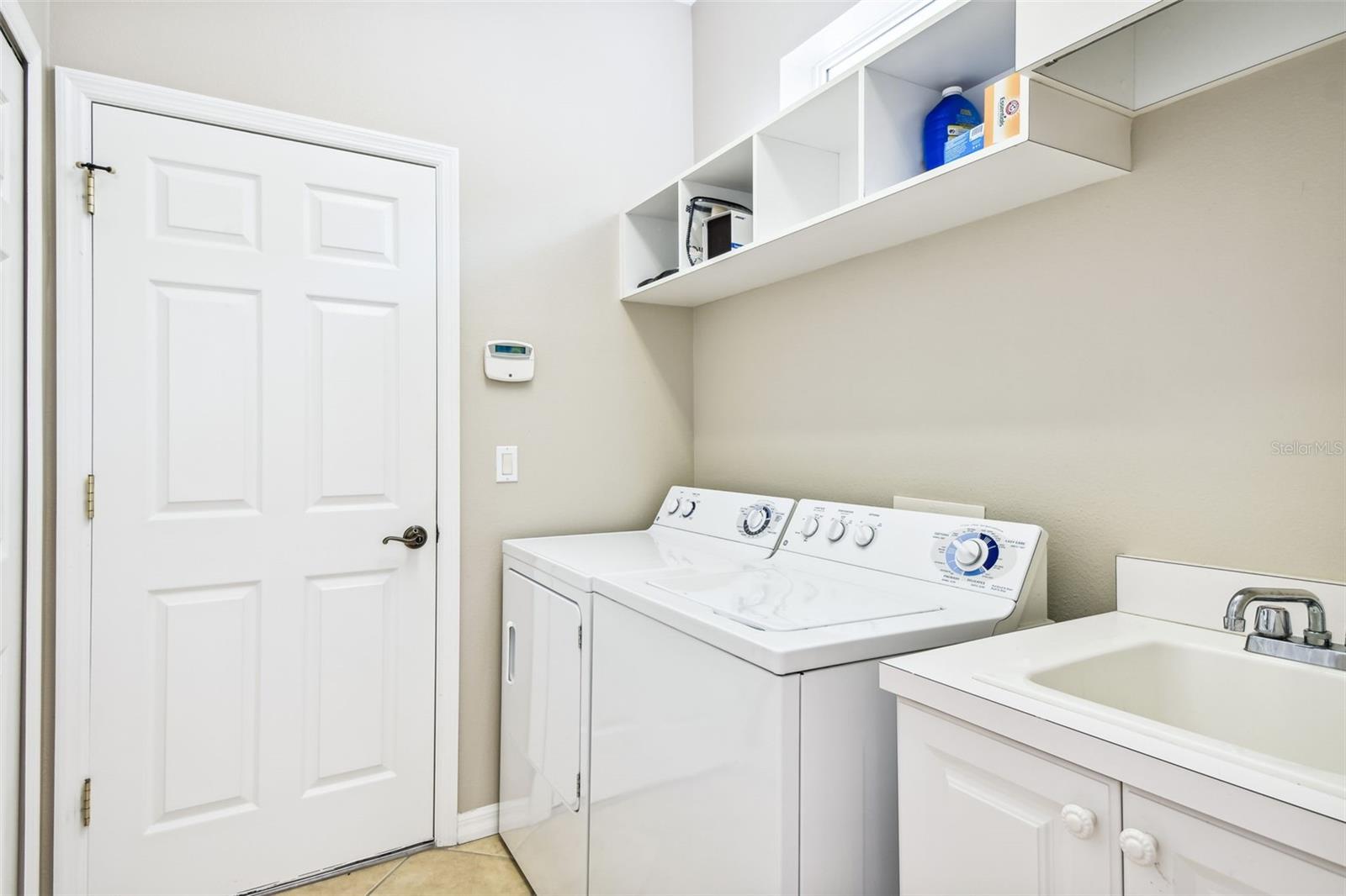 LAKEWOOD RANCH COUNTRY CLUB VILLAGE HH - Residential Lease