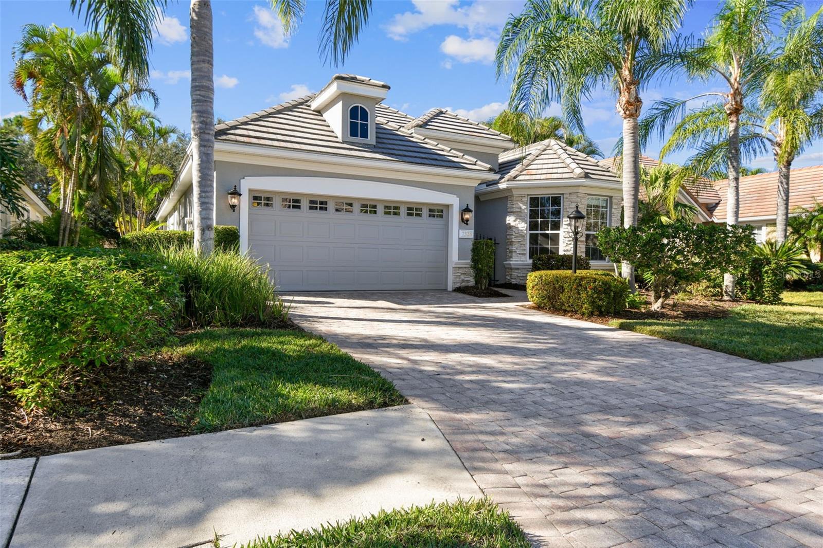 LAKEWOOD RANCH COUNTRY CLUB VILLAGE HH - Residential Lease