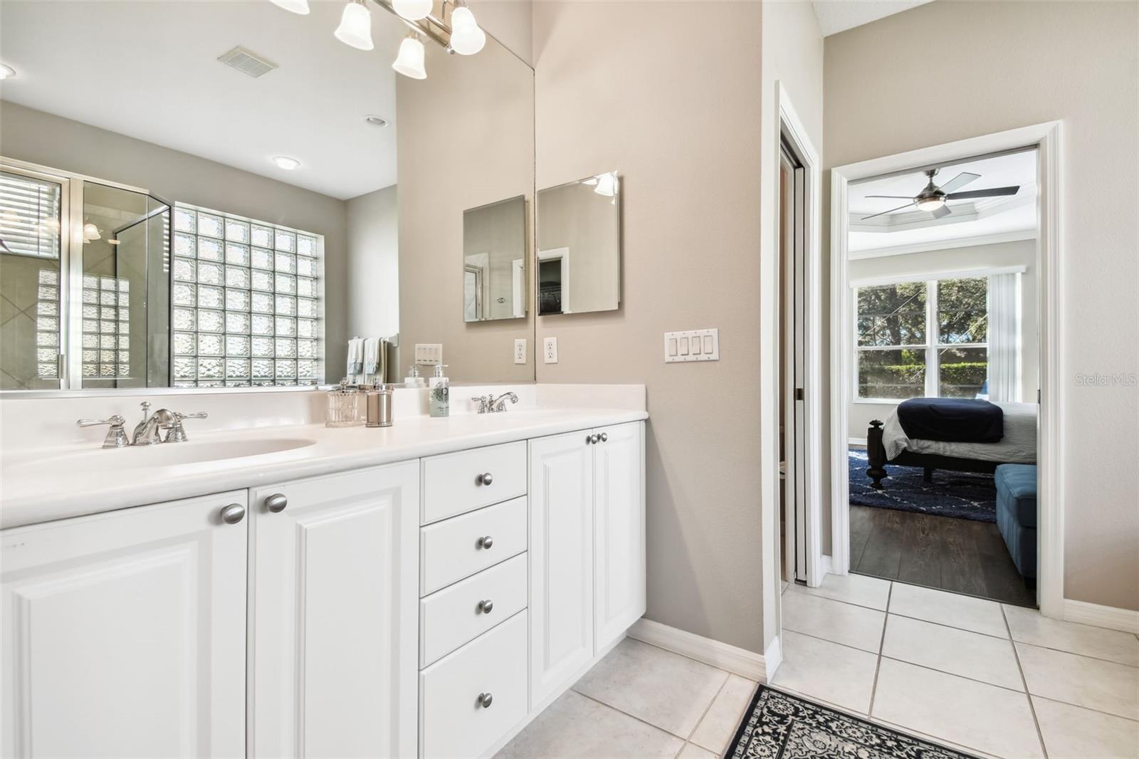 LAKEWOOD RANCH COUNTRY CLUB VILLAGE HH - Residential Lease