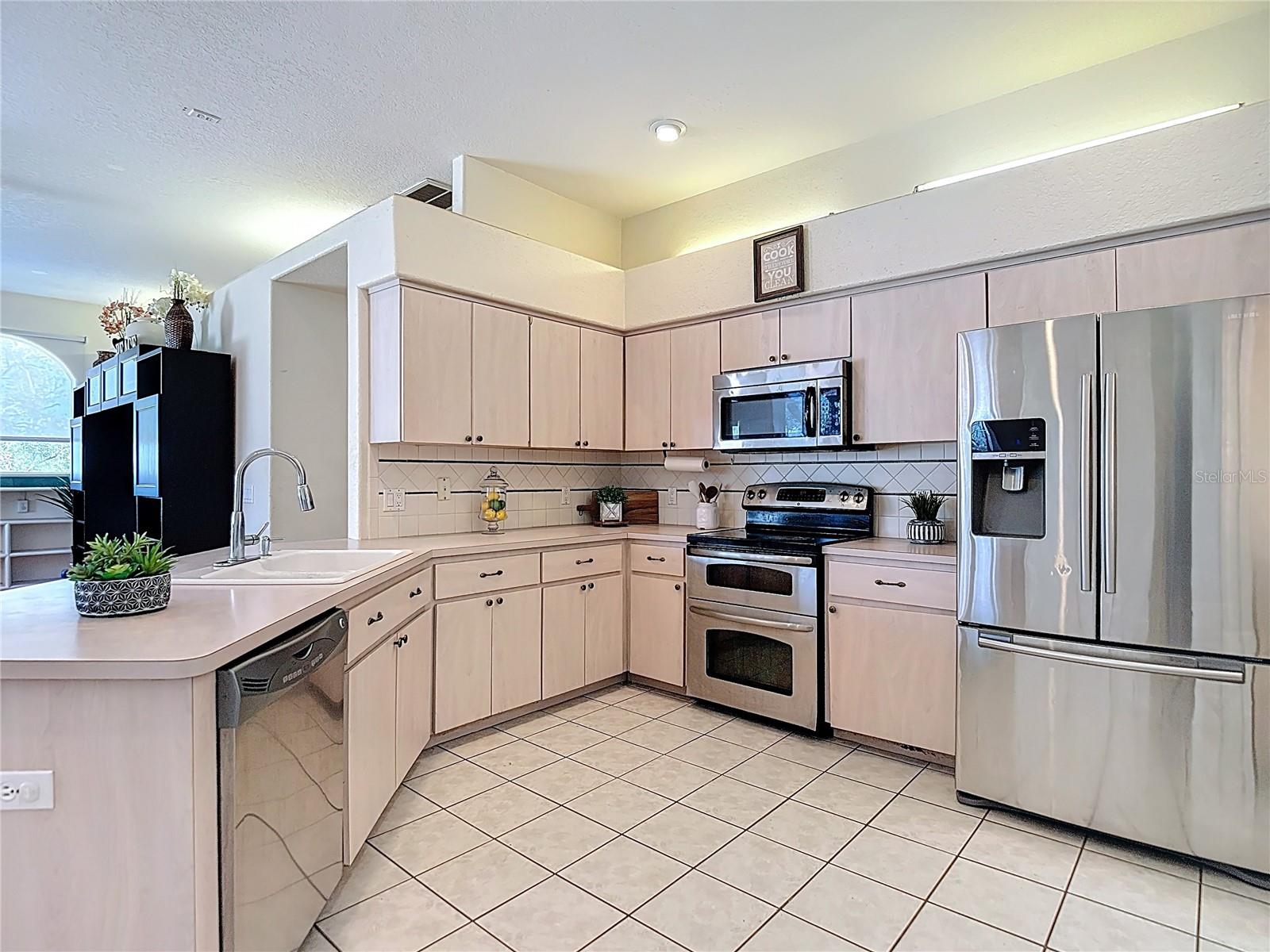 PRISTINE PLACE PH 1 - Residential