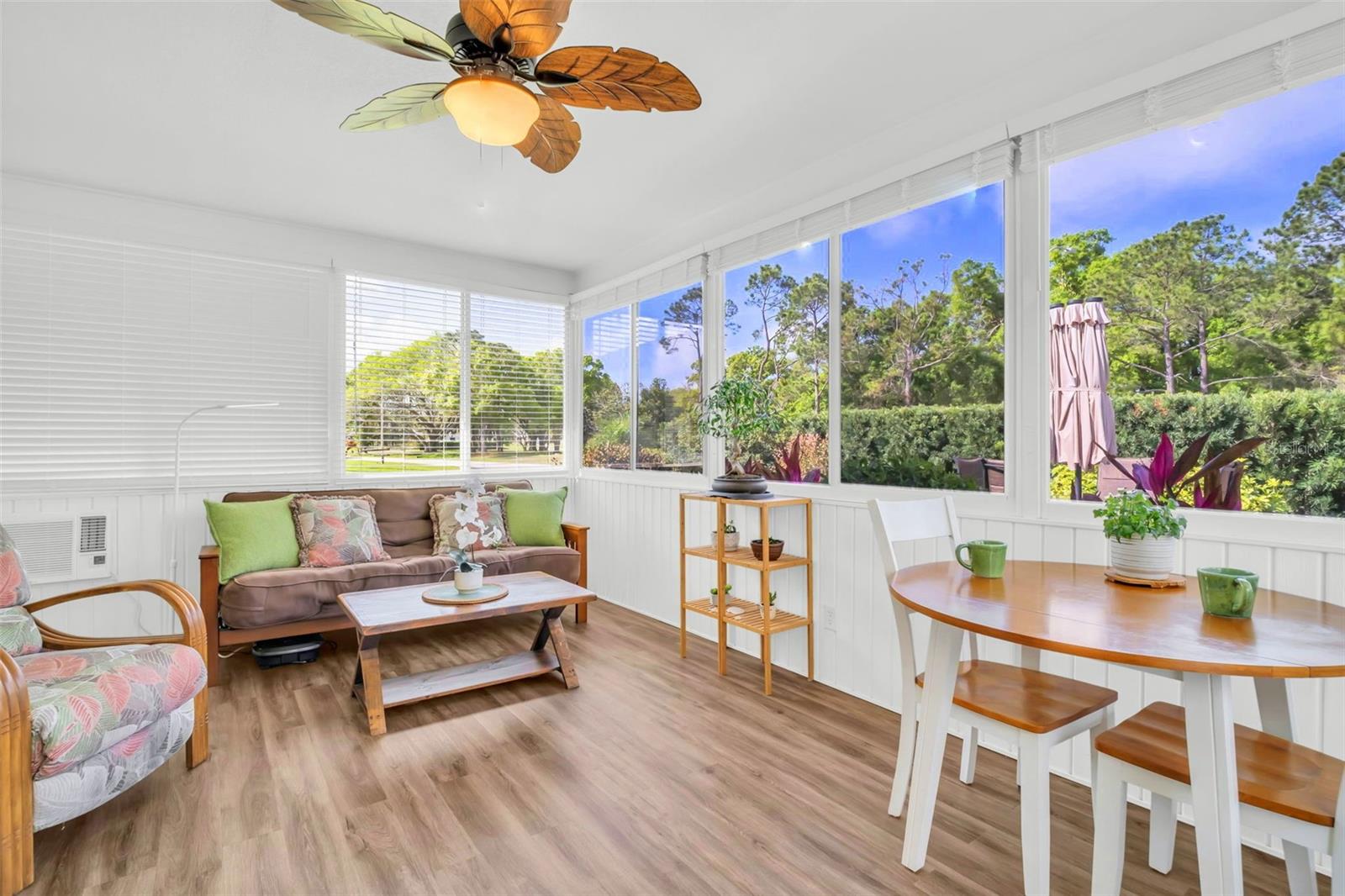 HIGHLAND LAKES UNIT SIX - Residential