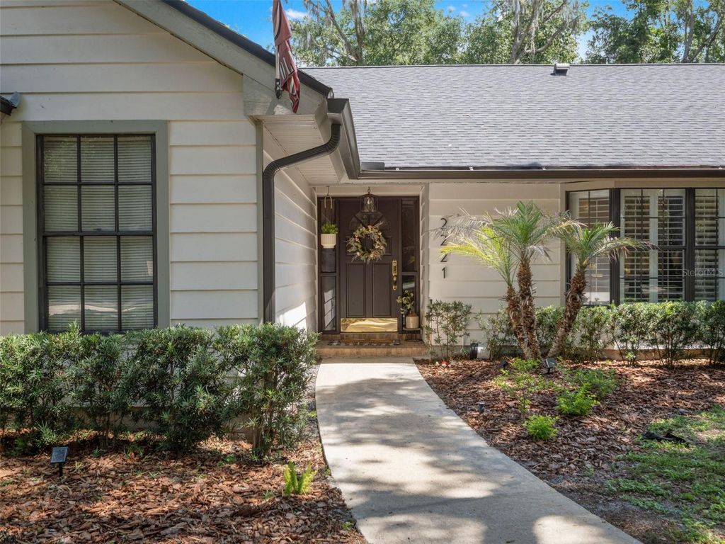 Photo of 2221 Bluff Oak Street, Apopka, FL 32712 (MLS # O6407949)