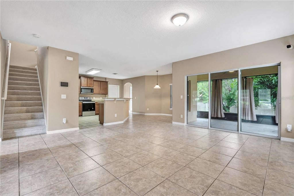 Photo of 470 Jeffrey James Way, Apopka, FL 32712 (MLS # O6450244)