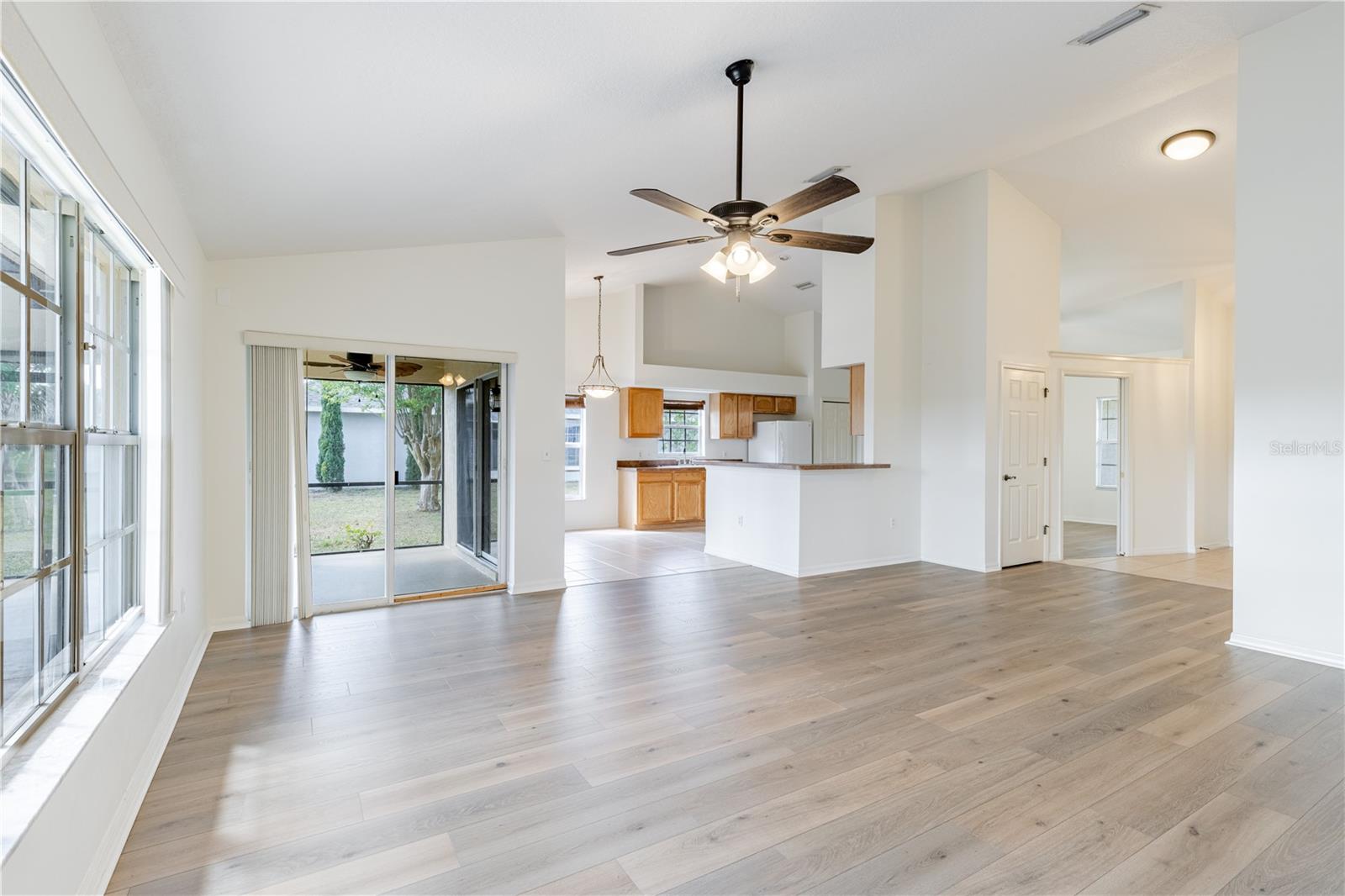 GROVES AT BAYTREE PH 01 - Residential