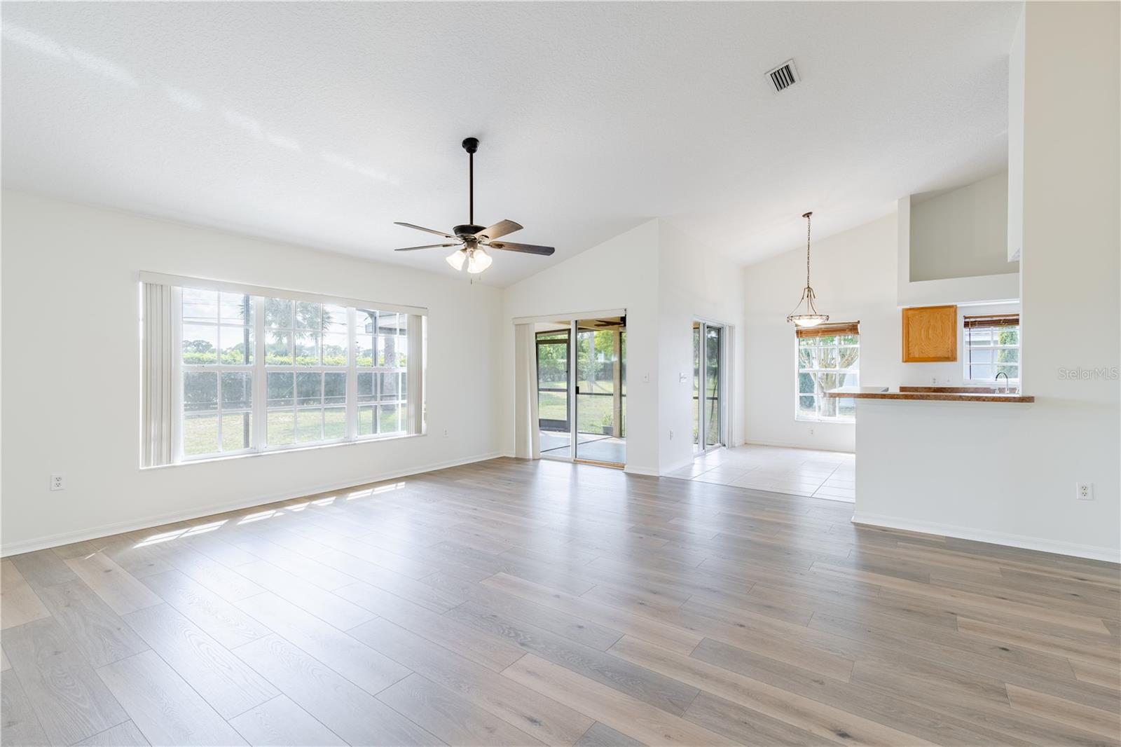 GROVES AT BAYTREE PH 01 - Residential