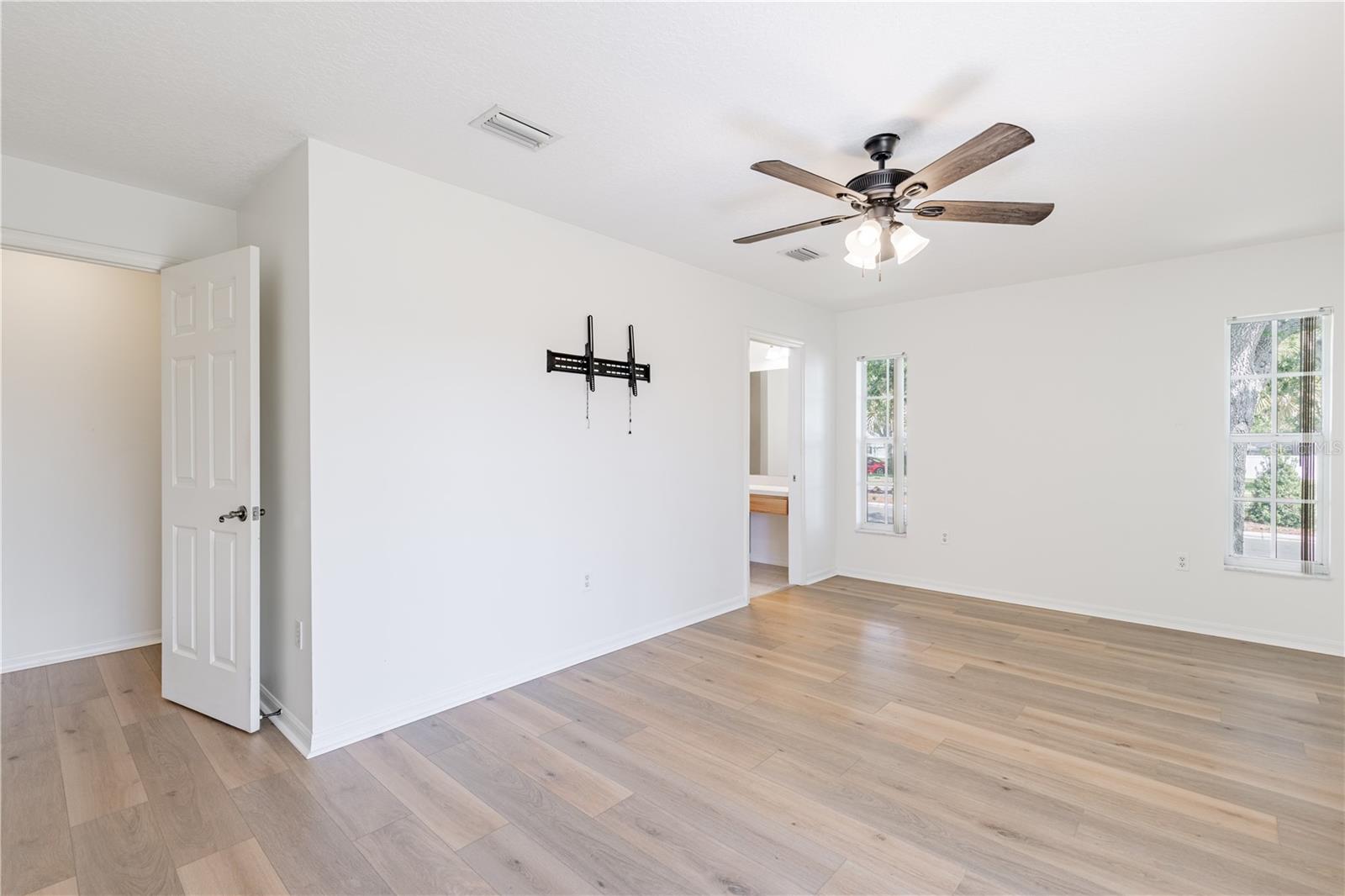 GROVES AT BAYTREE PH 01 - Residential