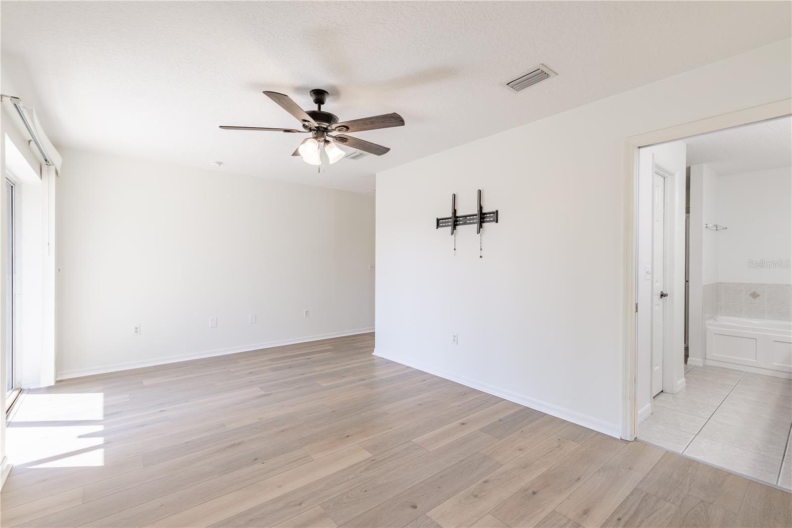 GROVES AT BAYTREE PH 01 - Residential