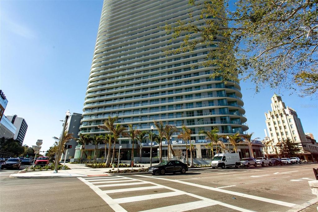 Photo of 400 Central Avenue #1003, St Petersburg, FL 33701 (MLS # TB8502577)