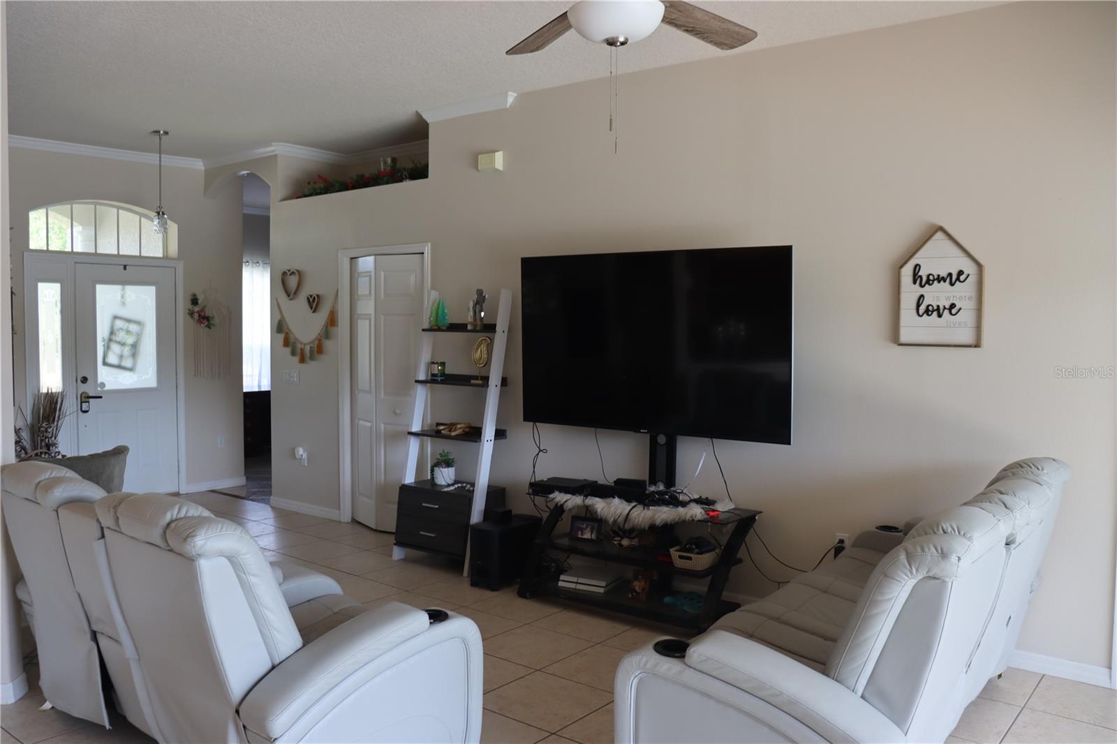 6002 RENAISSANCE COURT
