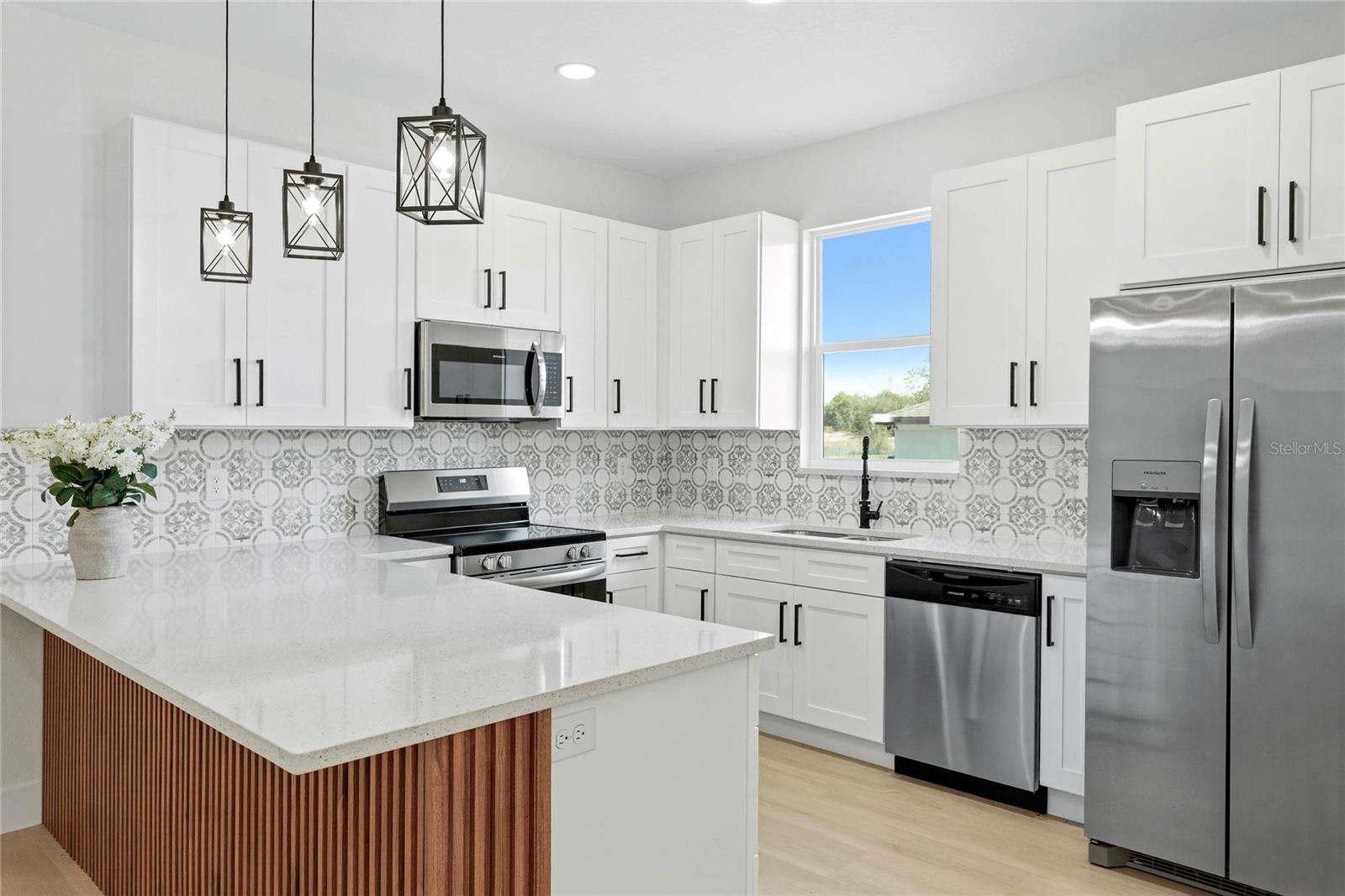 SPRING HILL - Residential