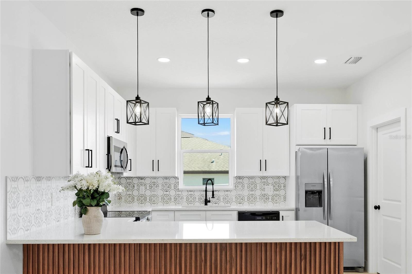 SPRING HILL - Residential