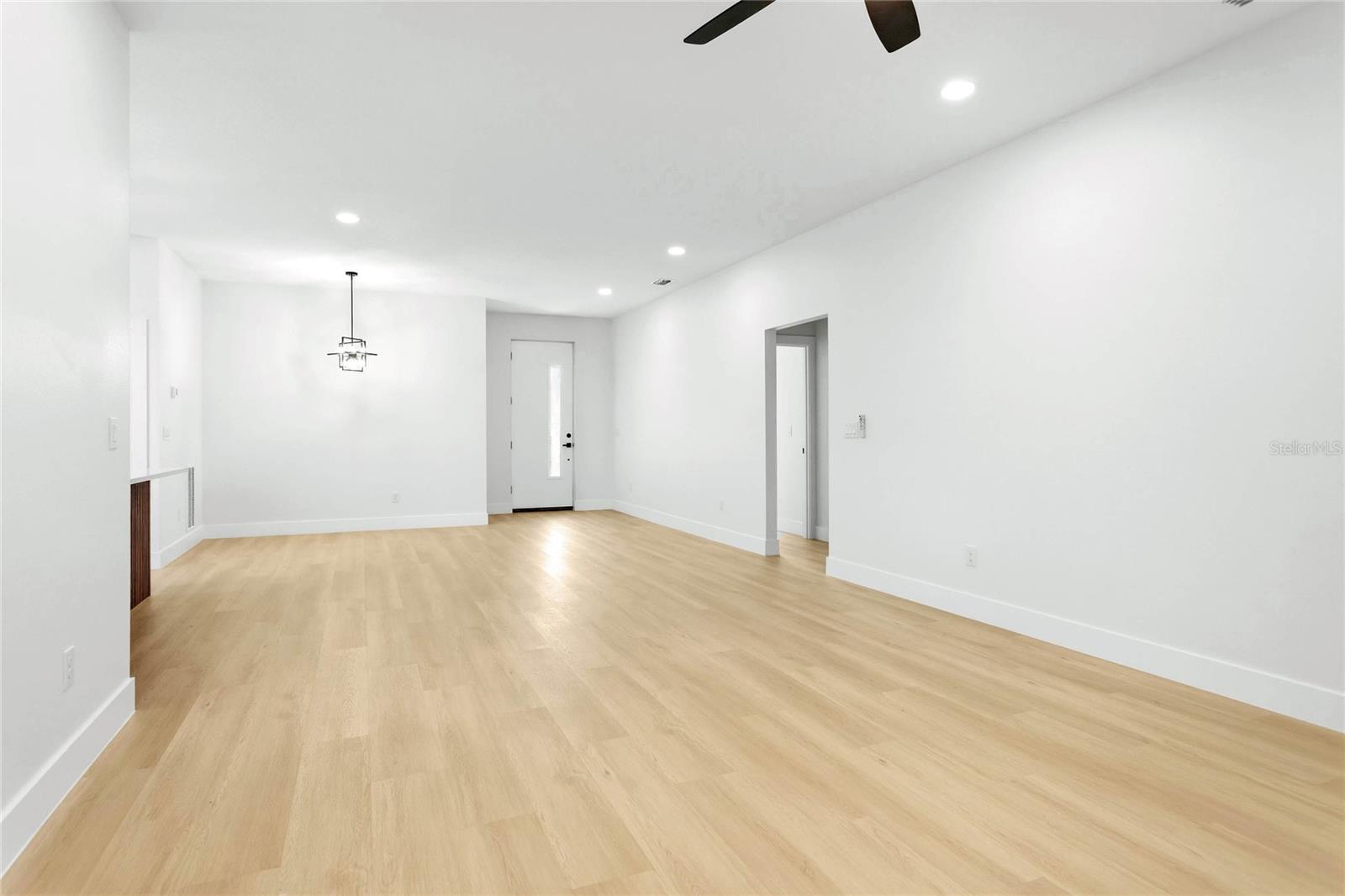 SPRING HILL - Residential