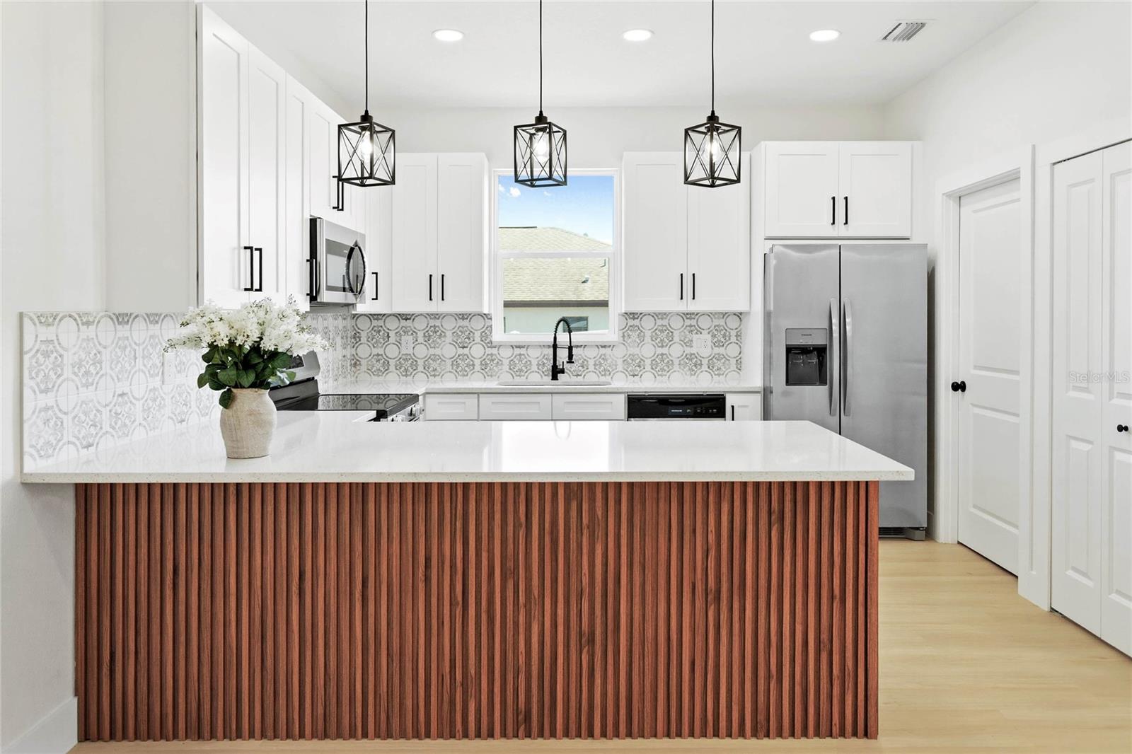 SPRING HILL - Residential