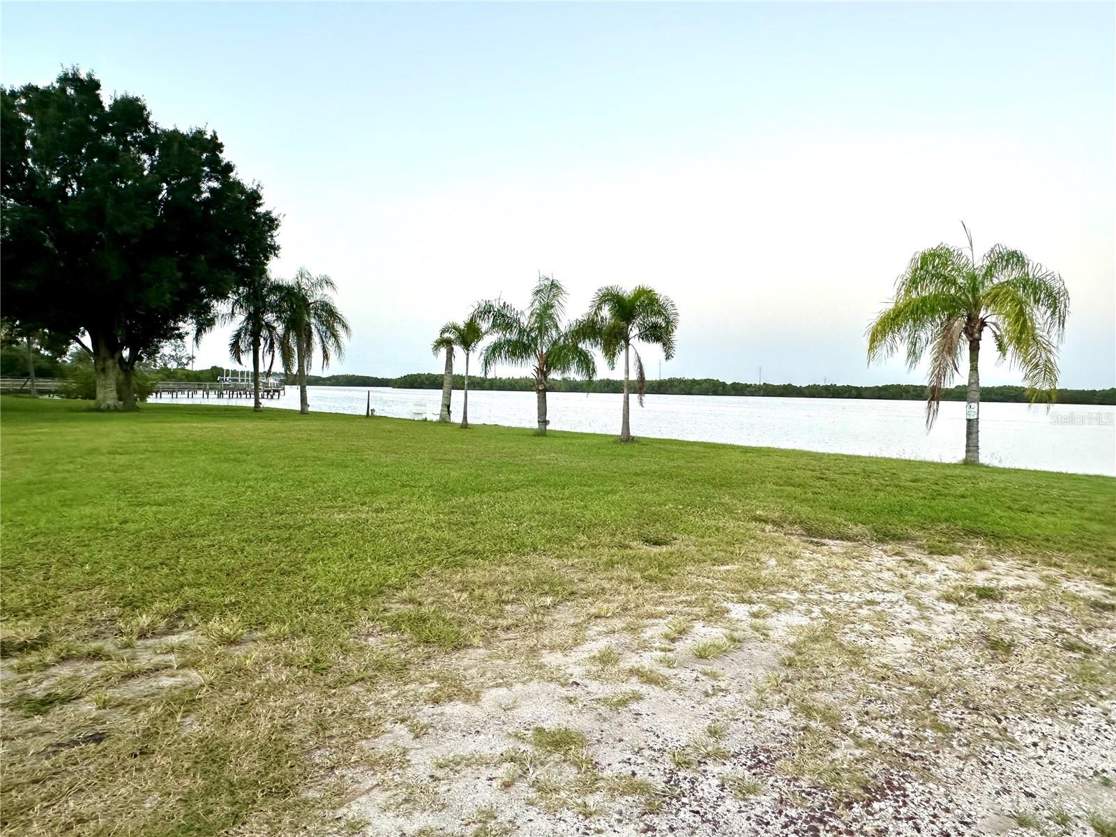 PEACE RIVER SHORES - Land