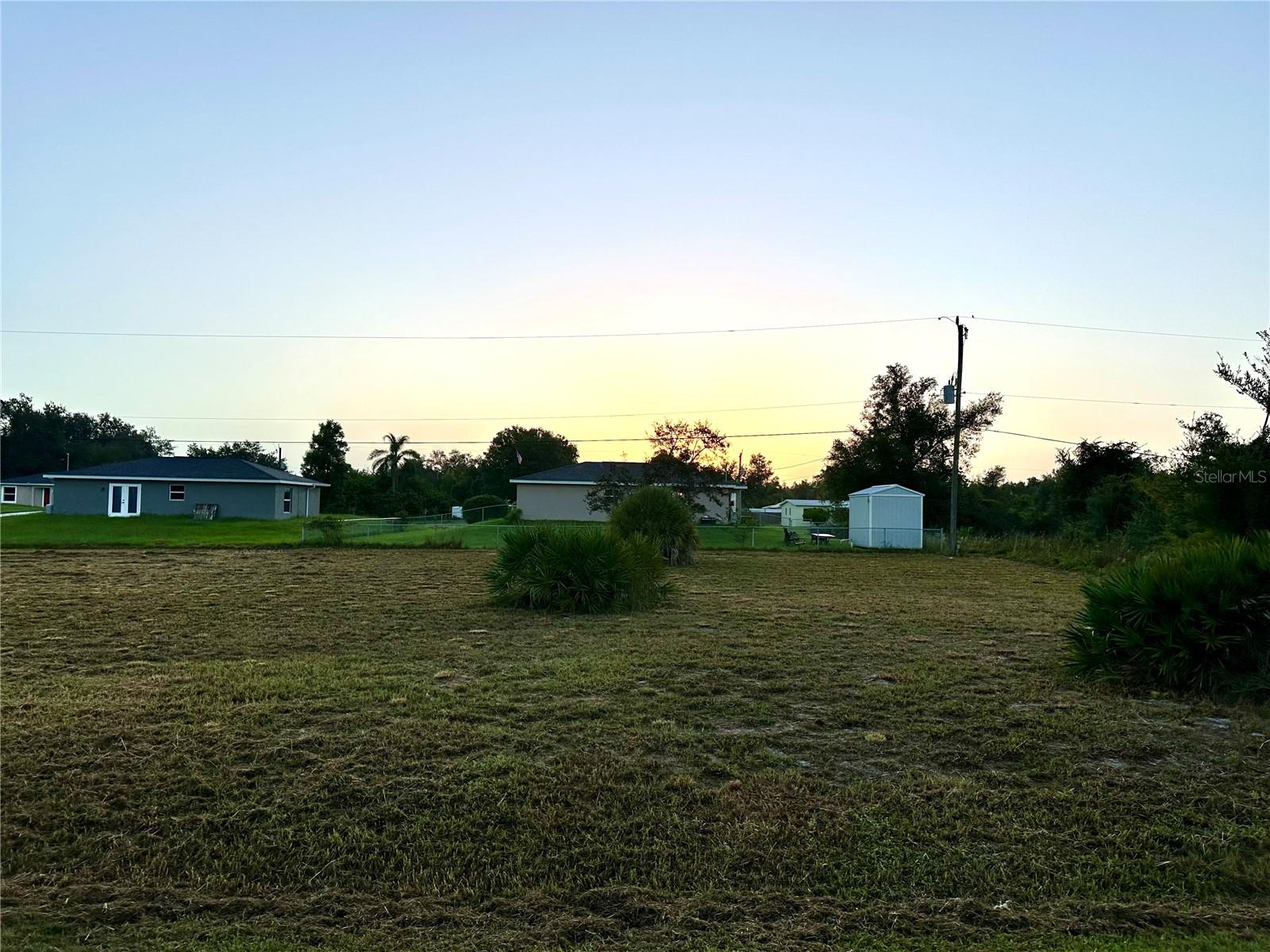 PEACE RIVER SHORES - Land