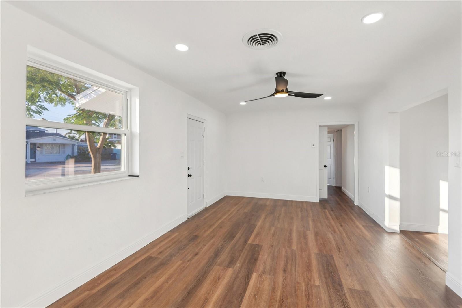 GULF SHORES 4TH ADD - Residential Lease