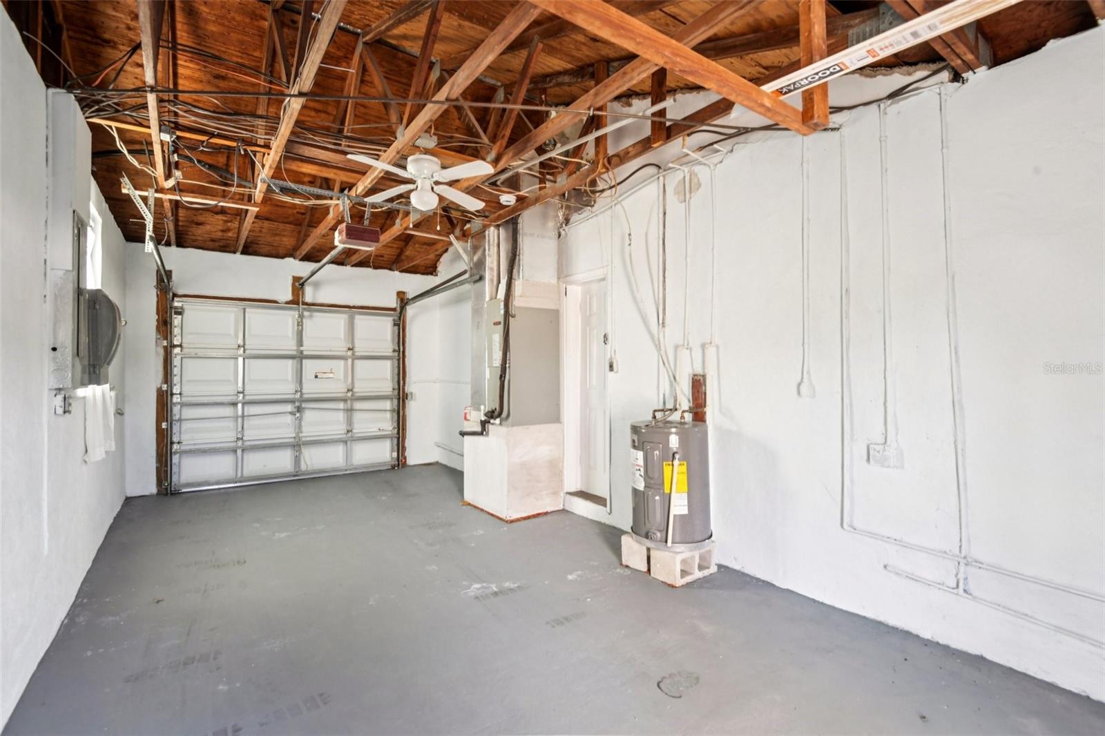 GULF SHORES 4TH ADD - Residential Lease