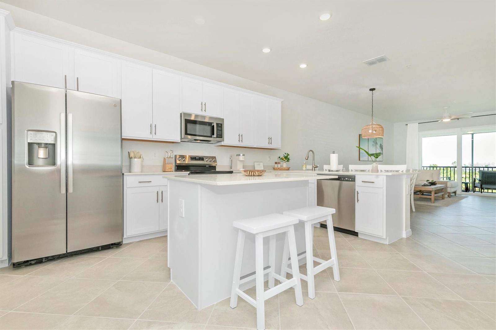 WELLEN PARK GOLF & COUNTRY CLUB - Residential Lease