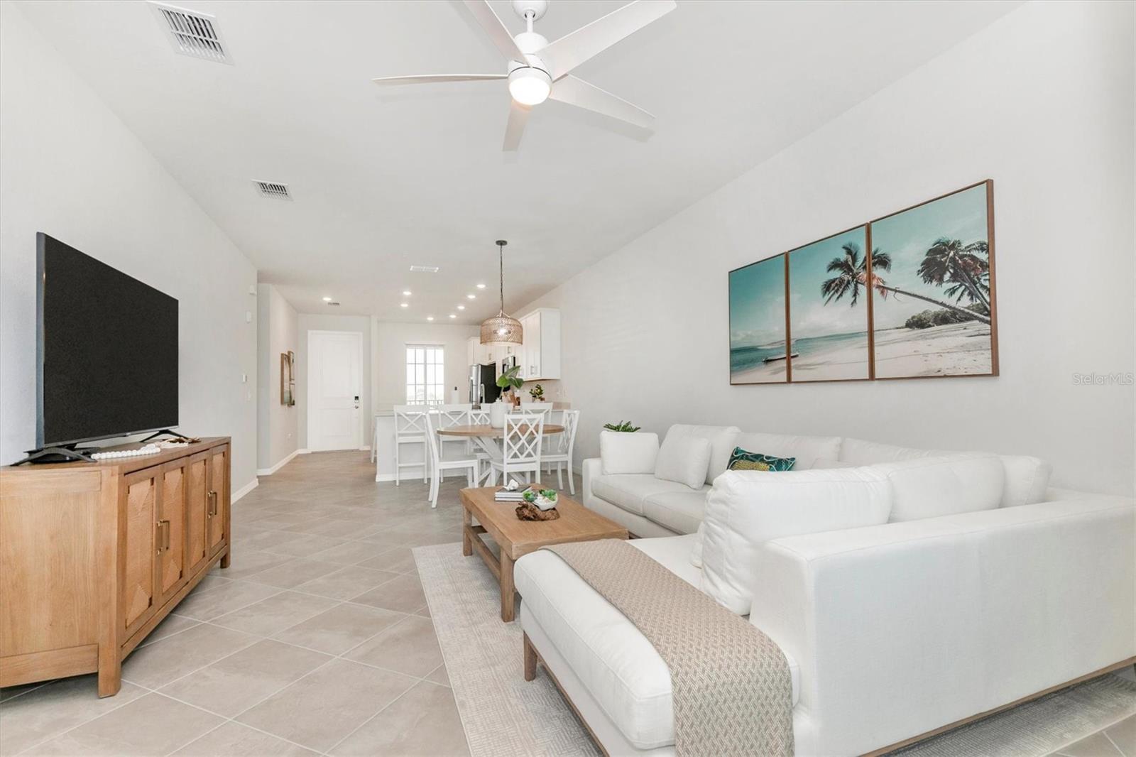 WELLEN PARK GOLF & COUNTRY CLUB - Residential Lease