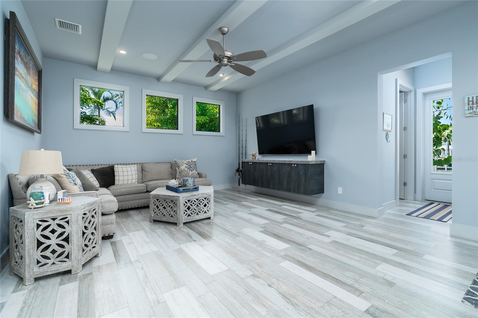 VENEZIA UNIT 03 - Residential