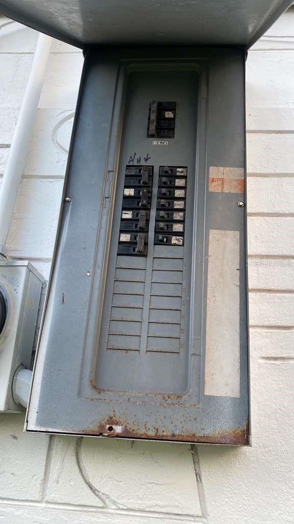 HIGHLAND PARK SUB - Residential