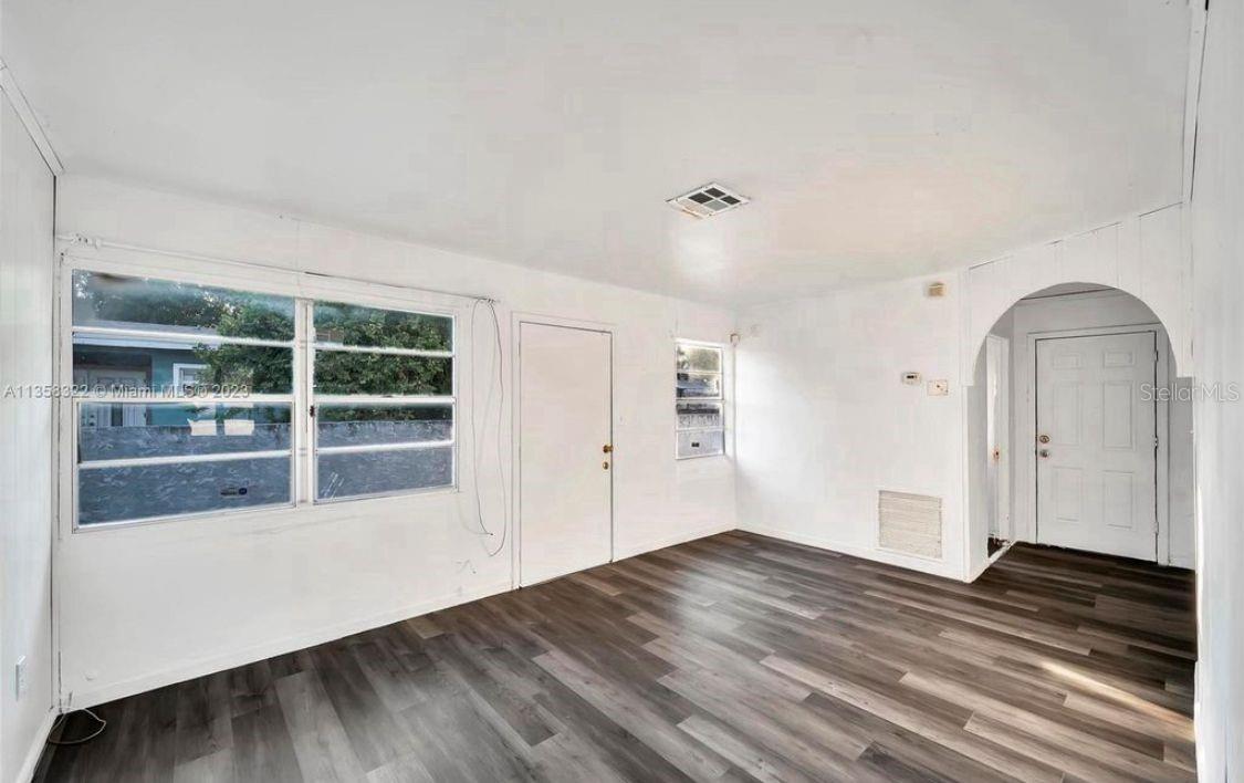 HIGHLAND PARK SUB - Residential