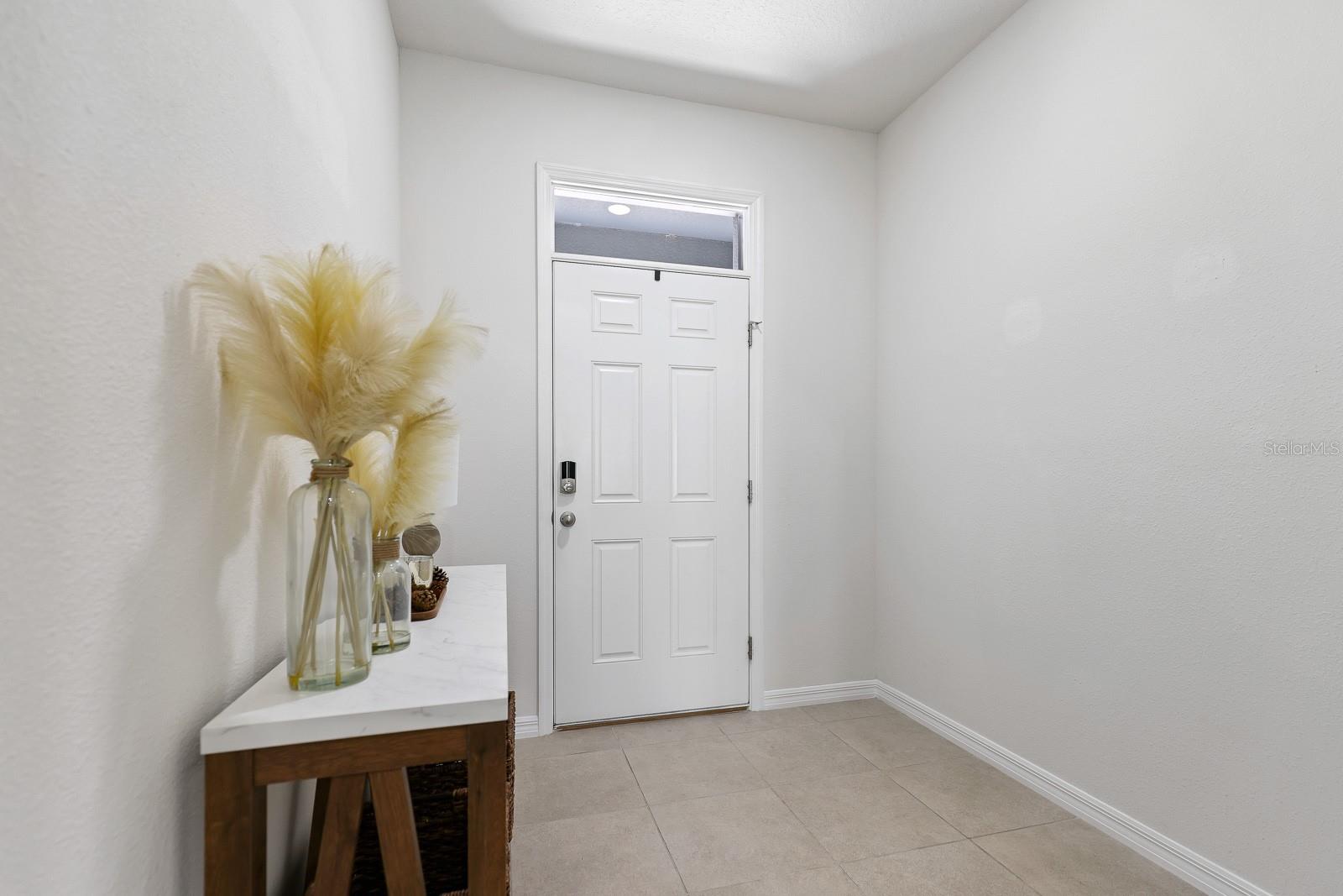 DISTRICT/BLOOMINGDALE - Residential Lease