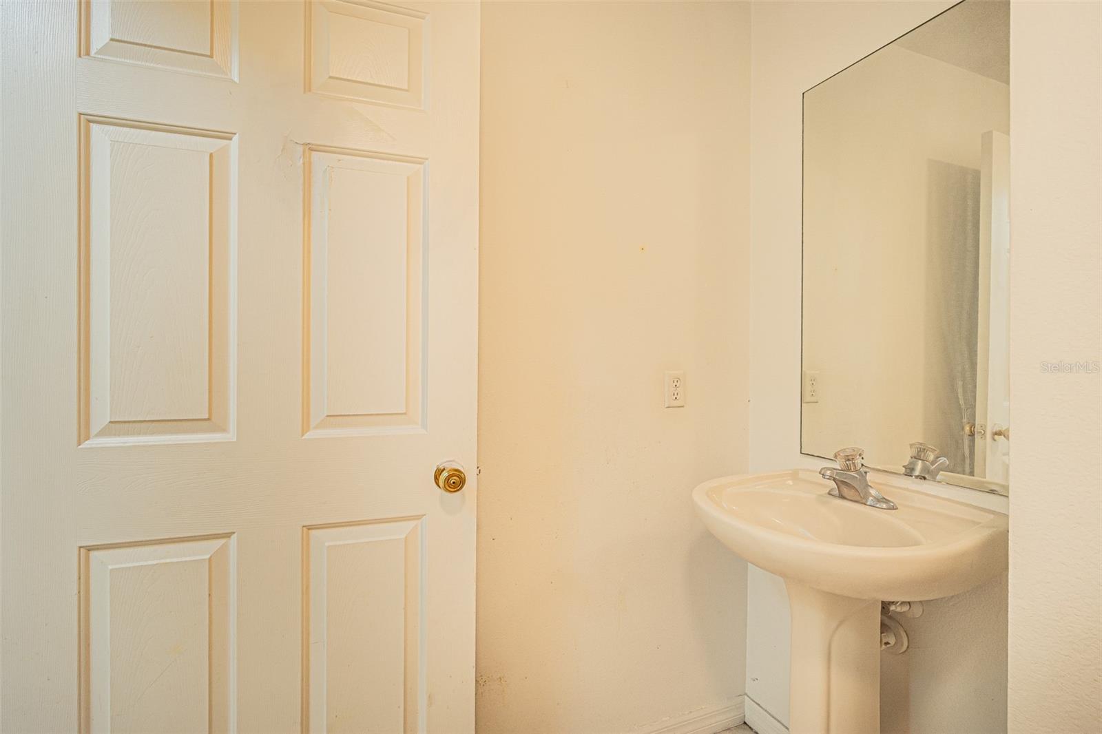 KINGS MILL PH II - Residential Lease