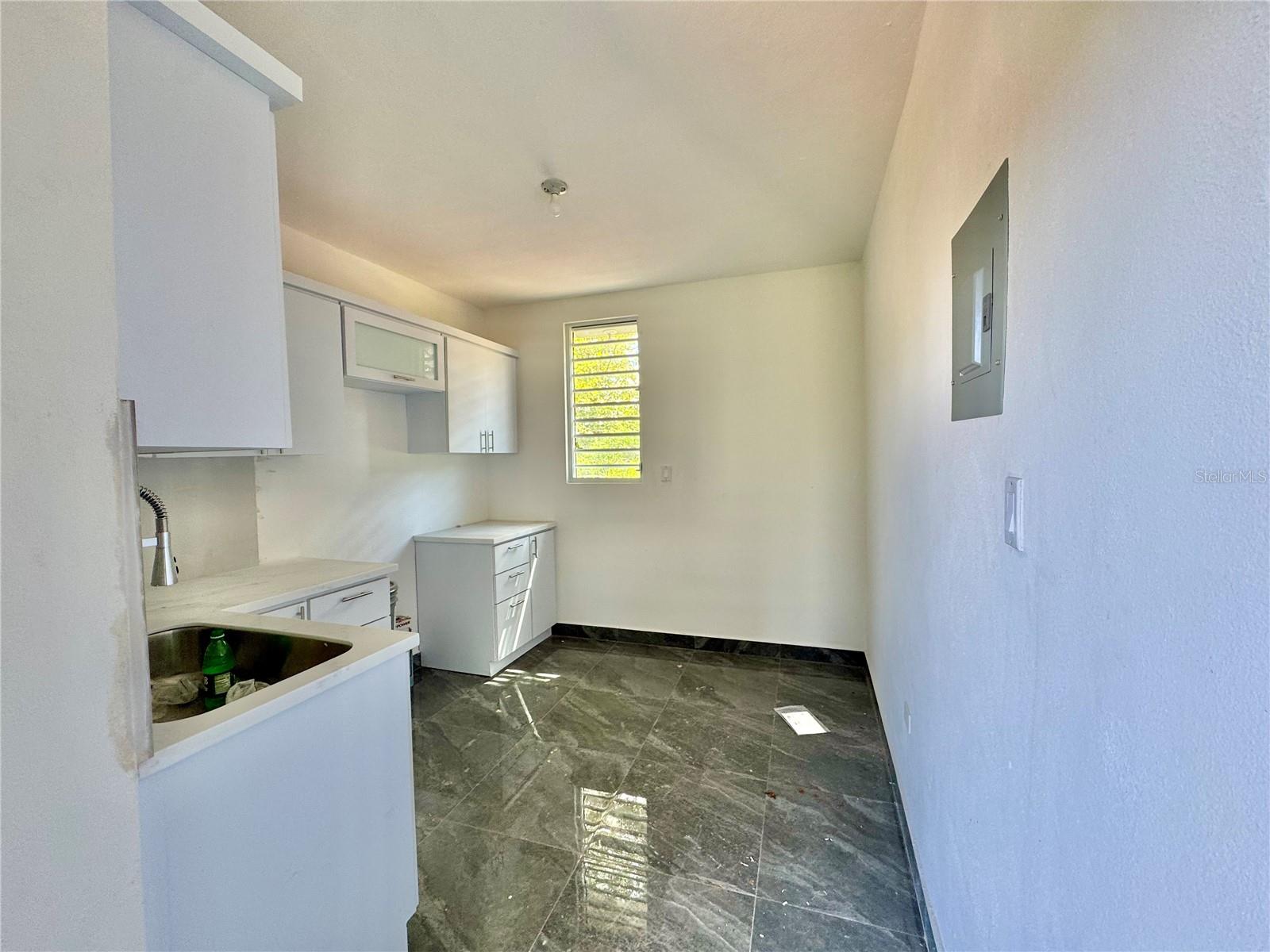 Calle 12 Final SECTOR CALDERON