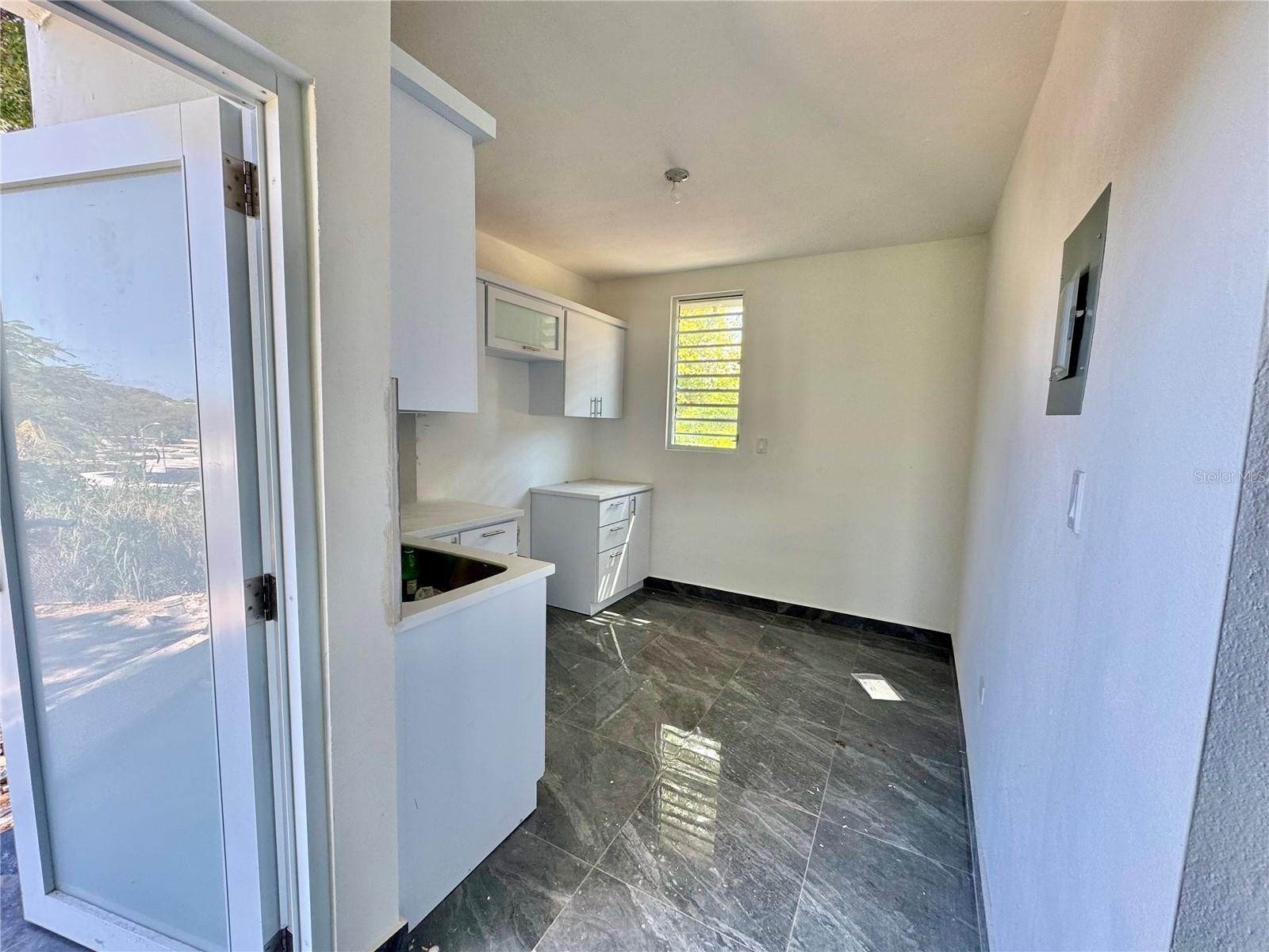 Calle 12 Final SECTOR CALDERON