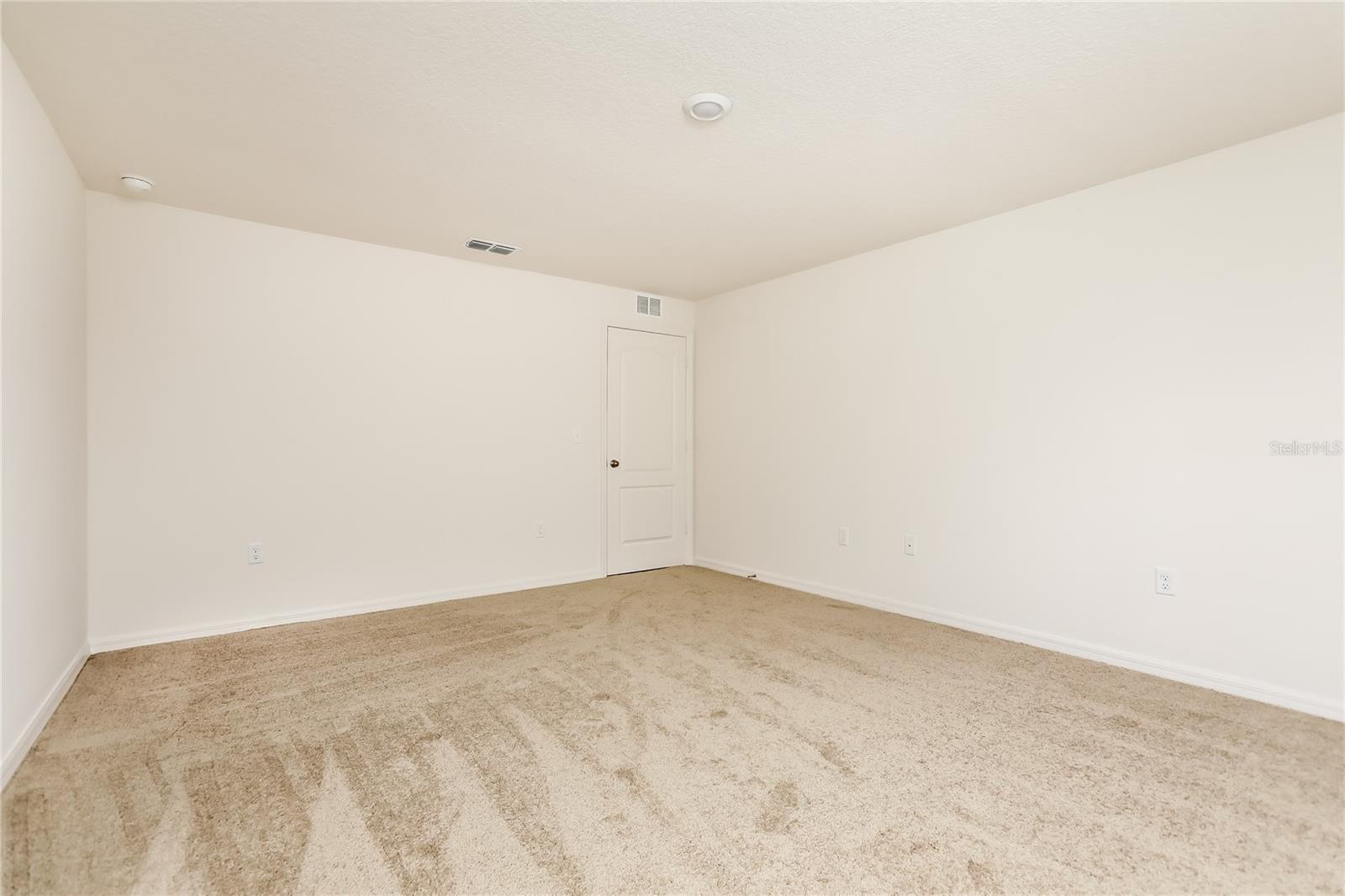 MEADOW RIDGE/GRAND ISLAND PH 2 - Residential Lease