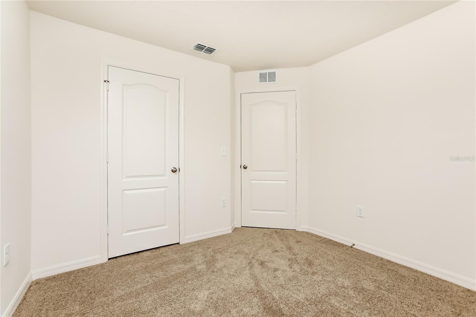 MEADOW RIDGE/GRAND ISLAND PH 2 - Residential Lease