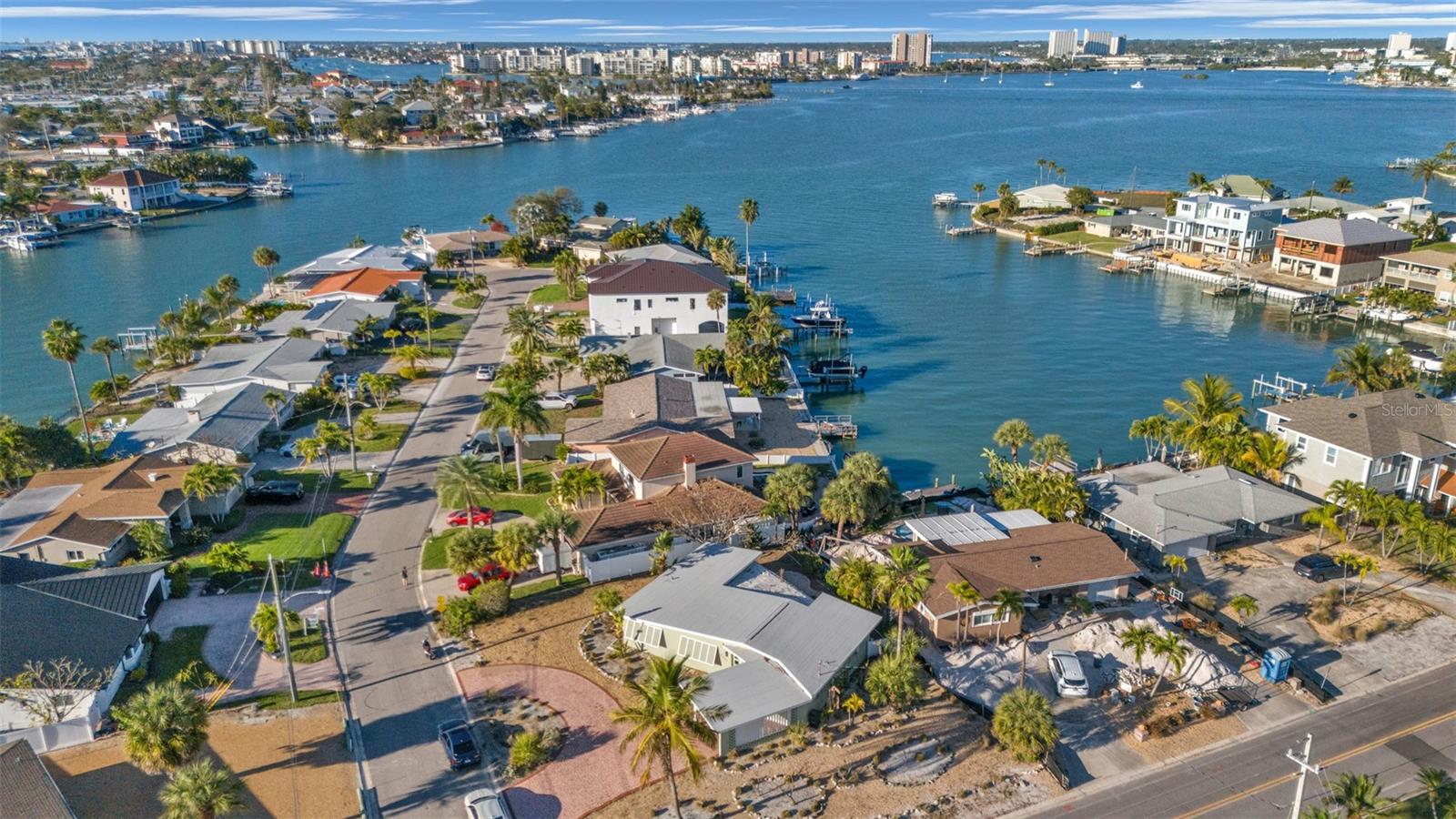 THREE PALMS POINT - Residential