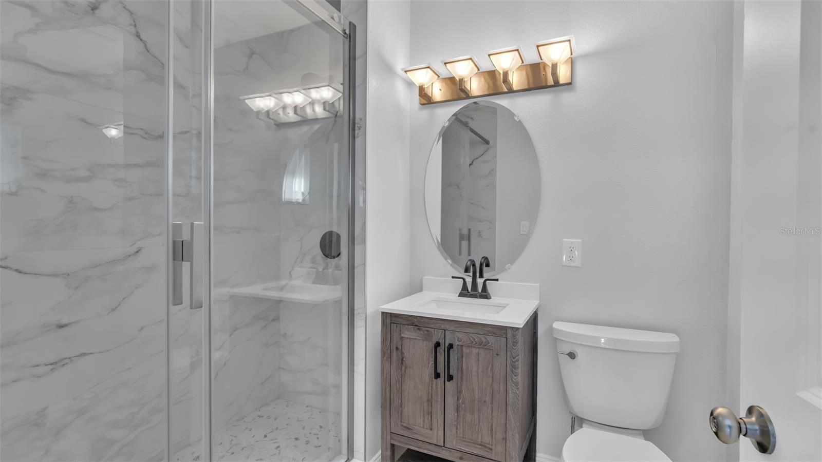 THREE PALMS POINT - Residential